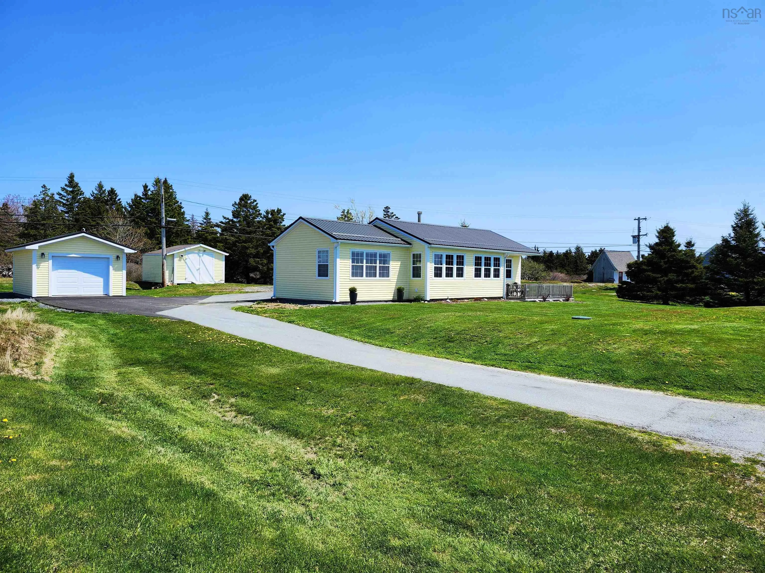 1263 Blue Rocks Road, Blue Rocks Ns B0j 2c0, 2 Bedrooms Bedrooms, ,2 BathroomsBathrooms,Residential,For Sale,Blue Rocks,202501808