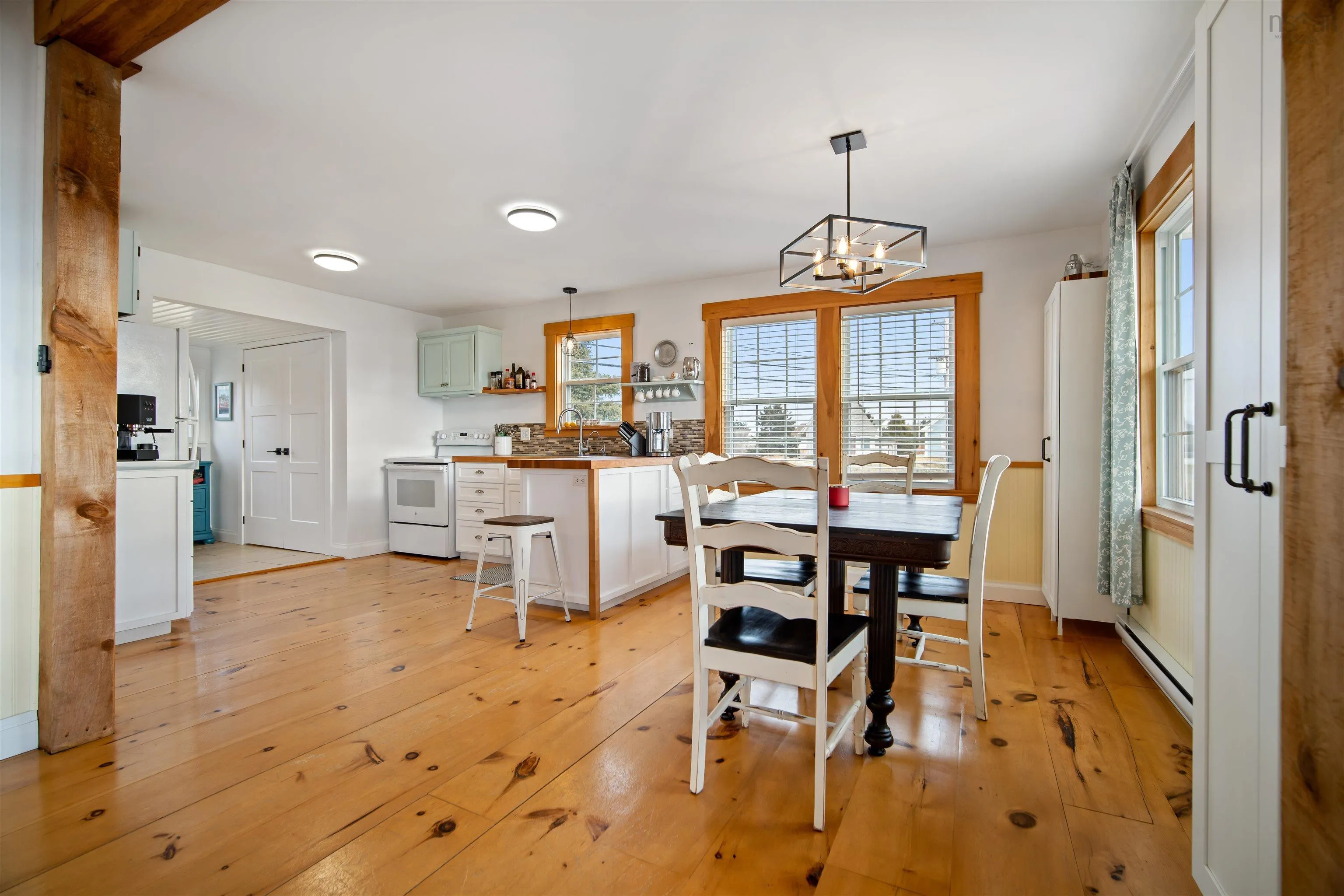 1263 Blue Rocks Road, Blue Rocks Ns B0j 2c0, 2 Bedrooms Bedrooms, ,2 BathroomsBathrooms,Residential,For Sale,Blue Rocks,202501808