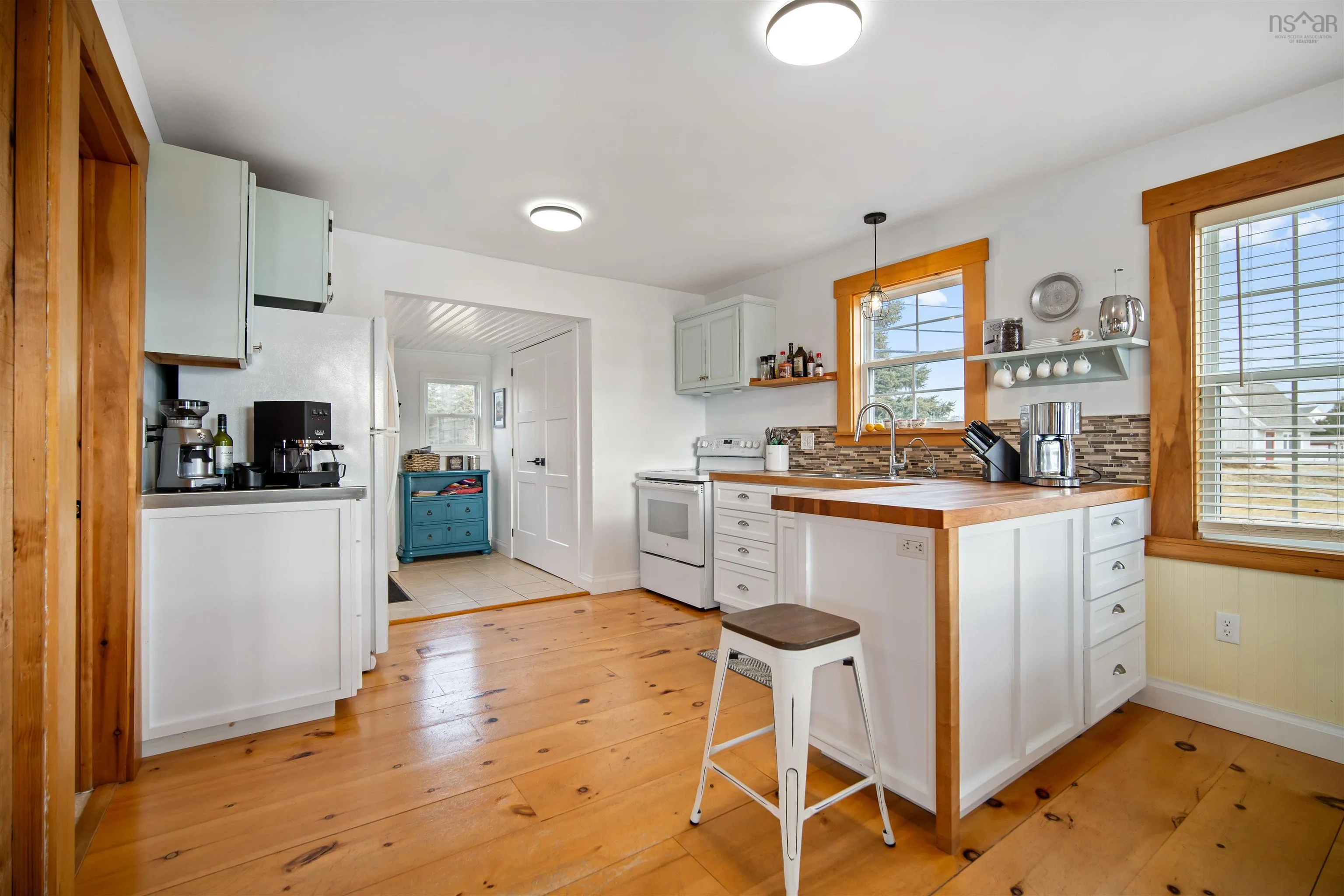 1263 Blue Rocks Road, Blue Rocks Ns B0j 2c0, 2 Bedrooms Bedrooms, ,2 BathroomsBathrooms,Residential,For Sale,Blue Rocks,202501808