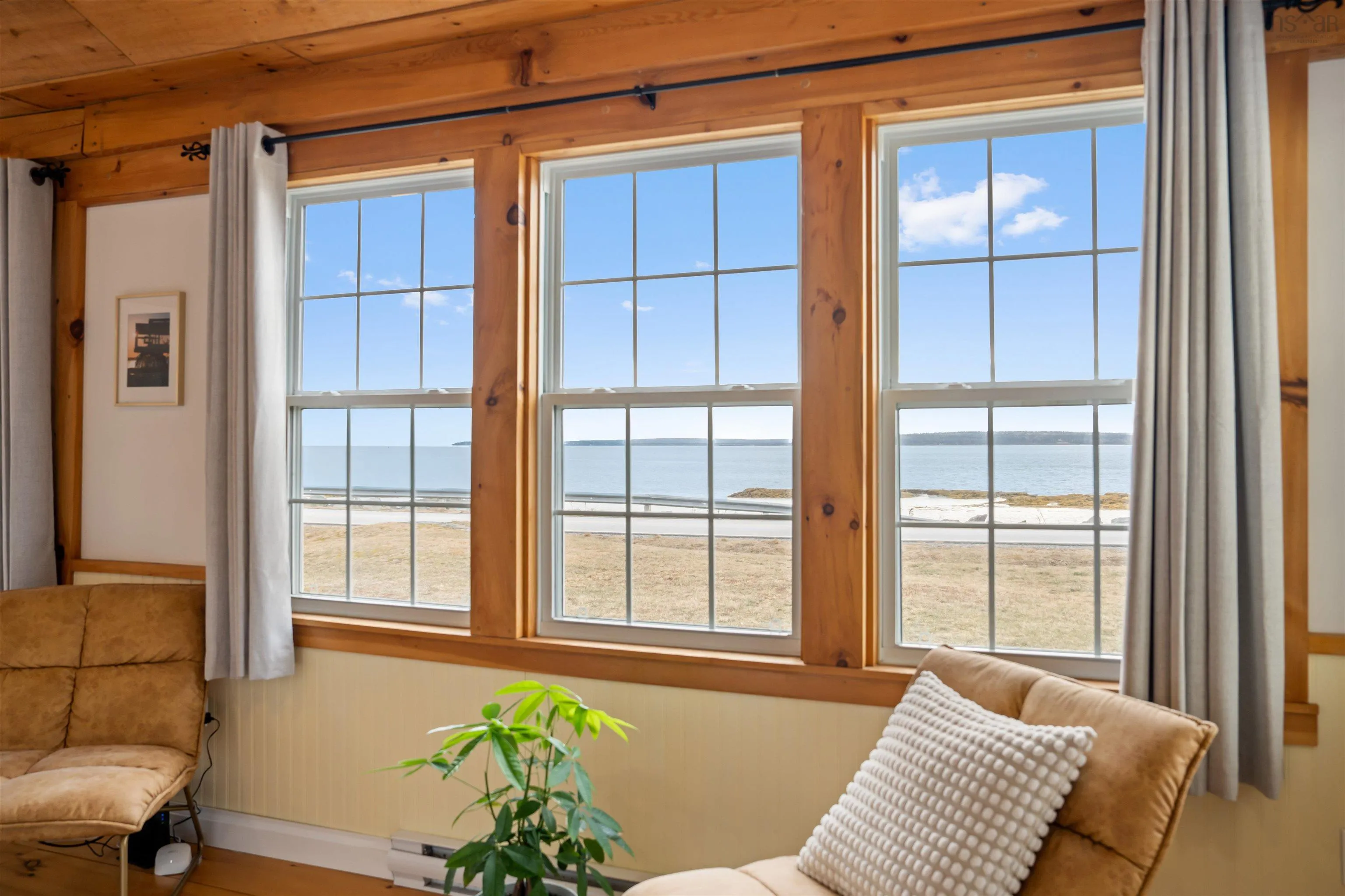 1263 Blue Rocks Road, Blue Rocks Ns B0j 2c0, 2 Bedrooms Bedrooms, ,2 BathroomsBathrooms,Residential,For Sale,Blue Rocks,202501808