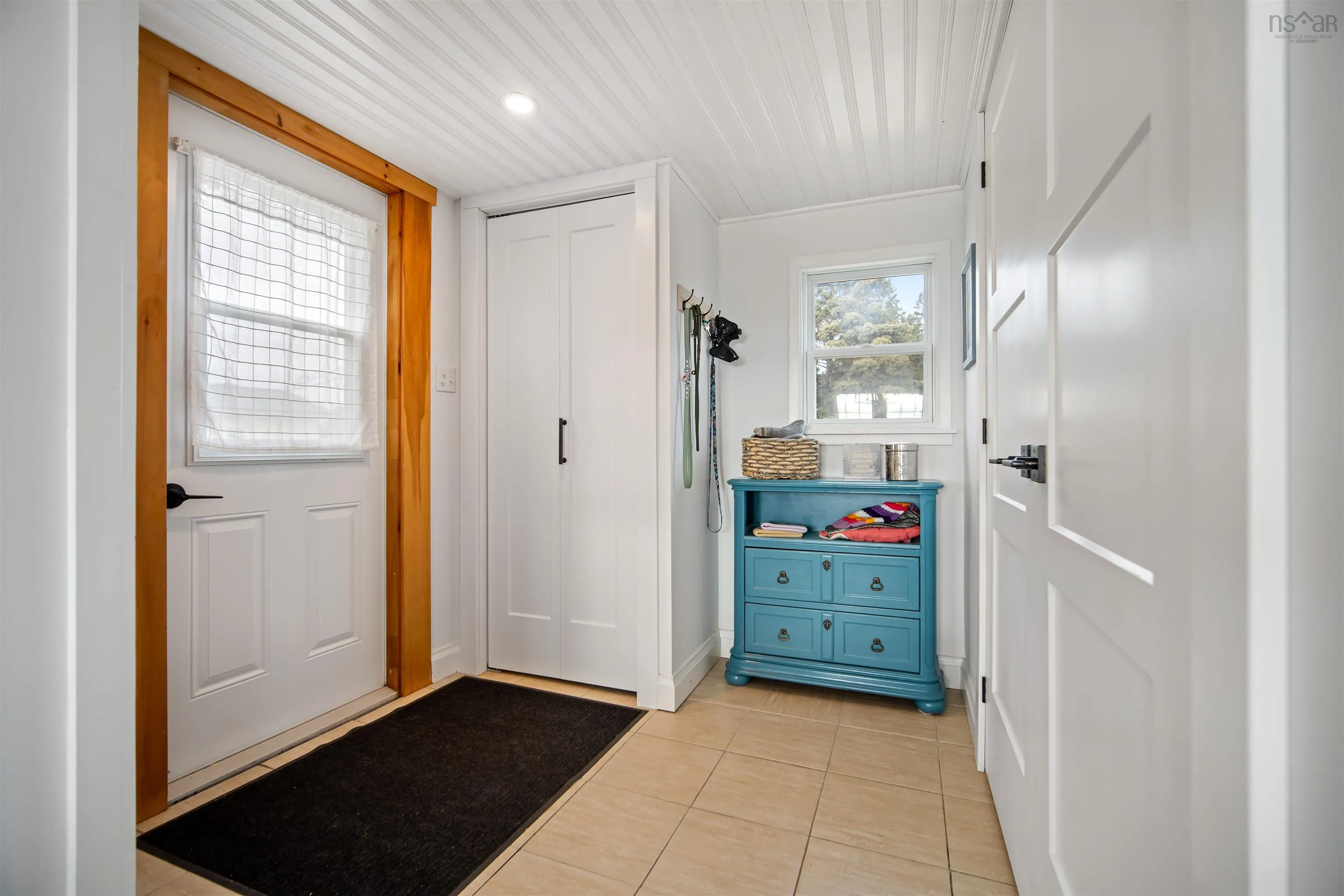 1263 Blue Rocks Road, Blue Rocks Ns B0j 2c0, 2 Bedrooms Bedrooms, ,2 BathroomsBathrooms,Residential,For Sale,Blue Rocks,202501808
