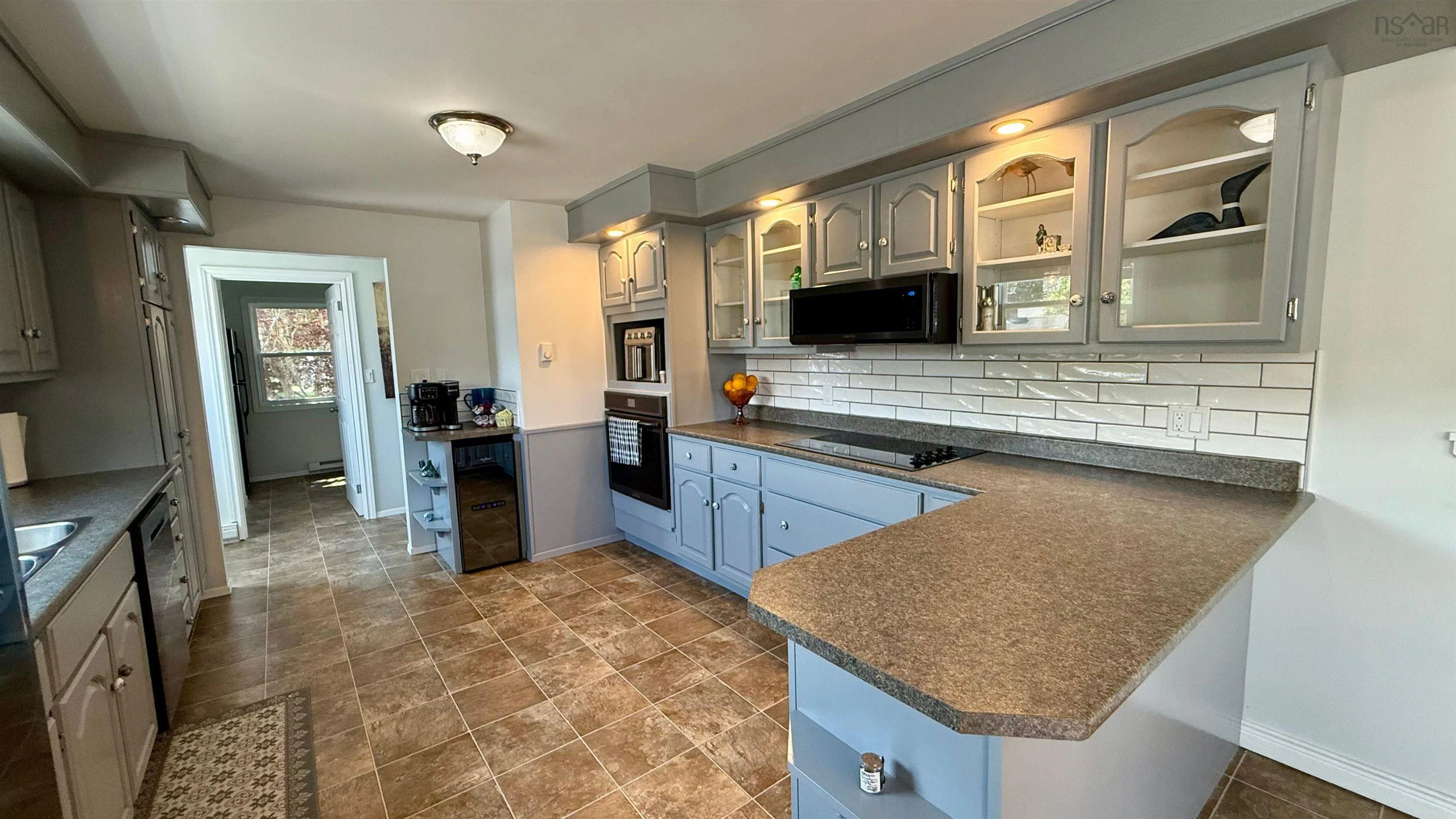 20 Parade Street, Yarmouth, NS B5A 3A4, 3 Bedrooms Bedrooms, ,2 BathroomsBathrooms,Residential,For Sale,Parade,202519682
