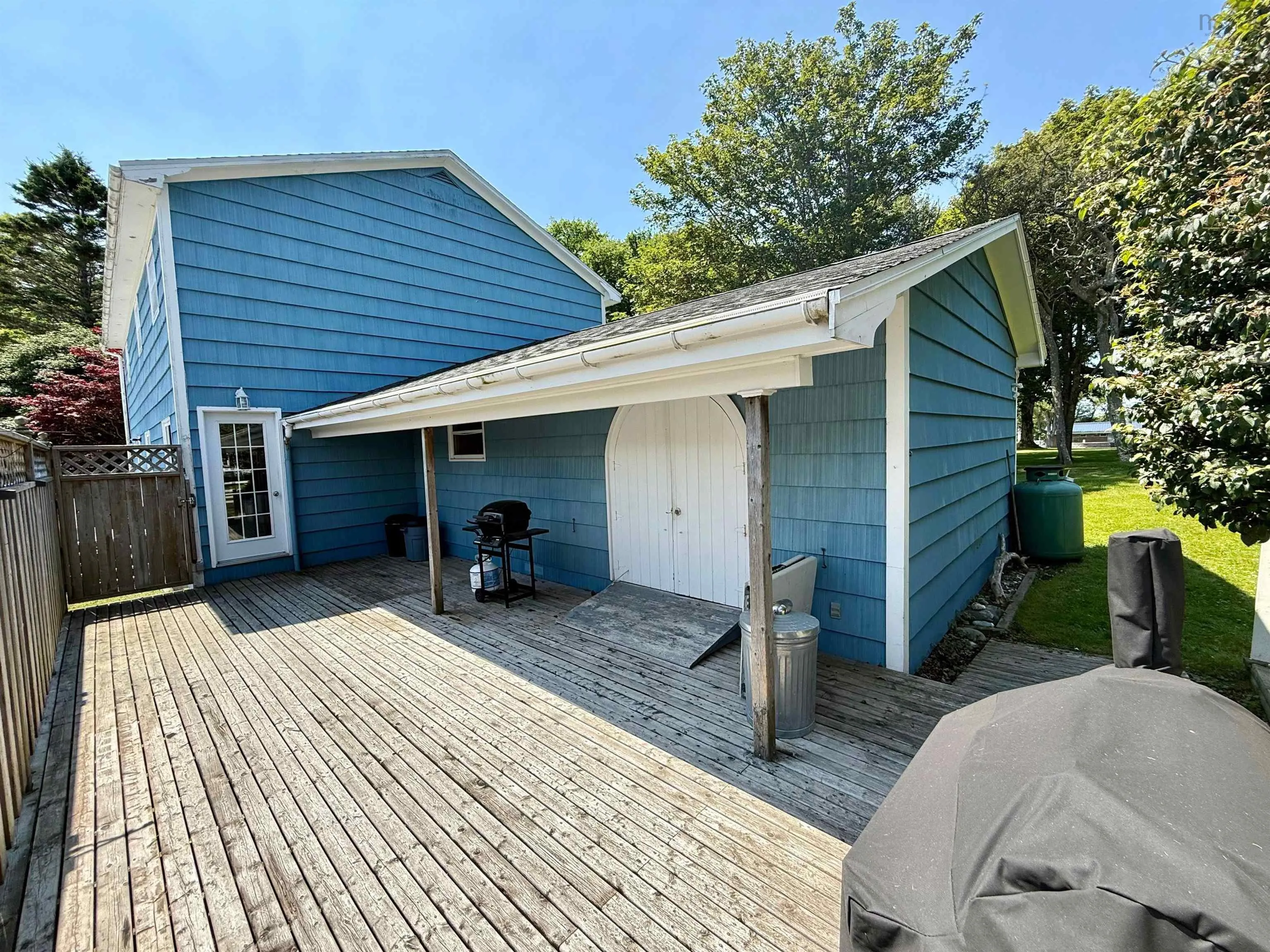 20 Parade Street, Yarmouth, NS B5A 3A4, 3 Bedrooms Bedrooms, ,2 BathroomsBathrooms,Residential,For Sale,Parade,202519682