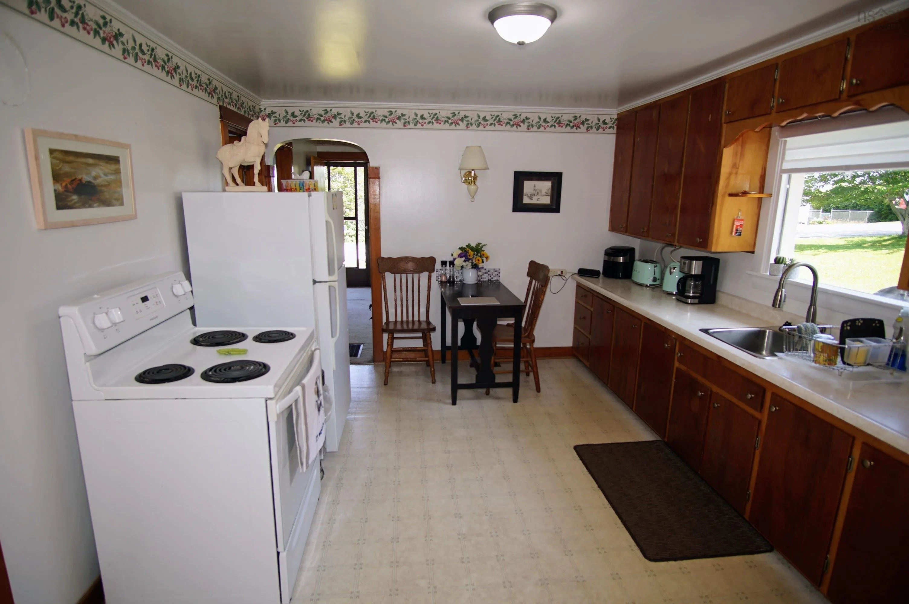 504 Highway 335, West Pubnico, NS B0W 3S0, 2 Bedrooms Bedrooms, ,1 BathroomBathrooms,Residential,For Sale,Highway 335,202518938