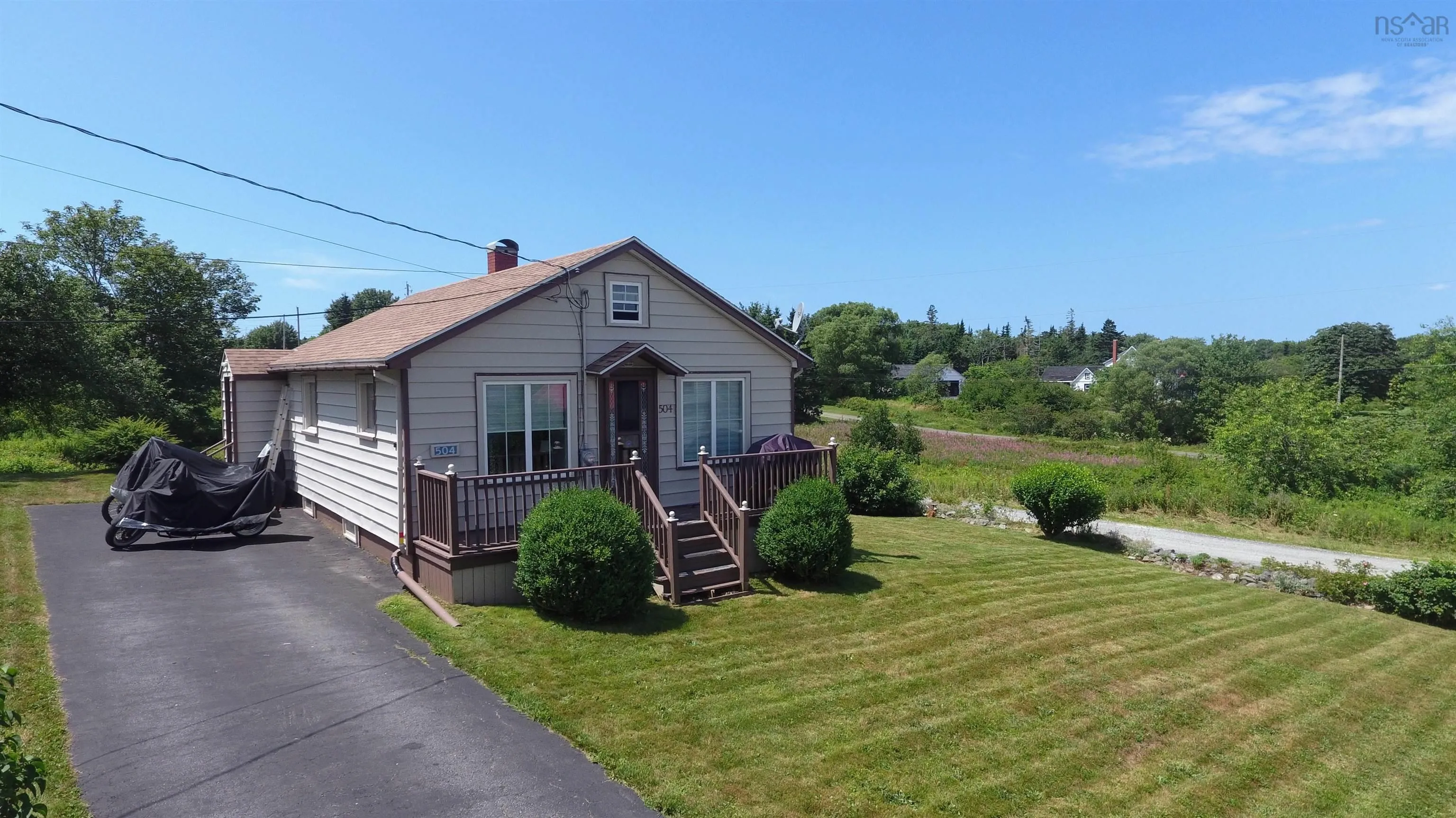 504 Highway 335, West Pubnico, NS B0W 3S0, 2 Bedrooms Bedrooms, ,1 BathroomBathrooms,Residential,For Sale,Highway 335,202518938