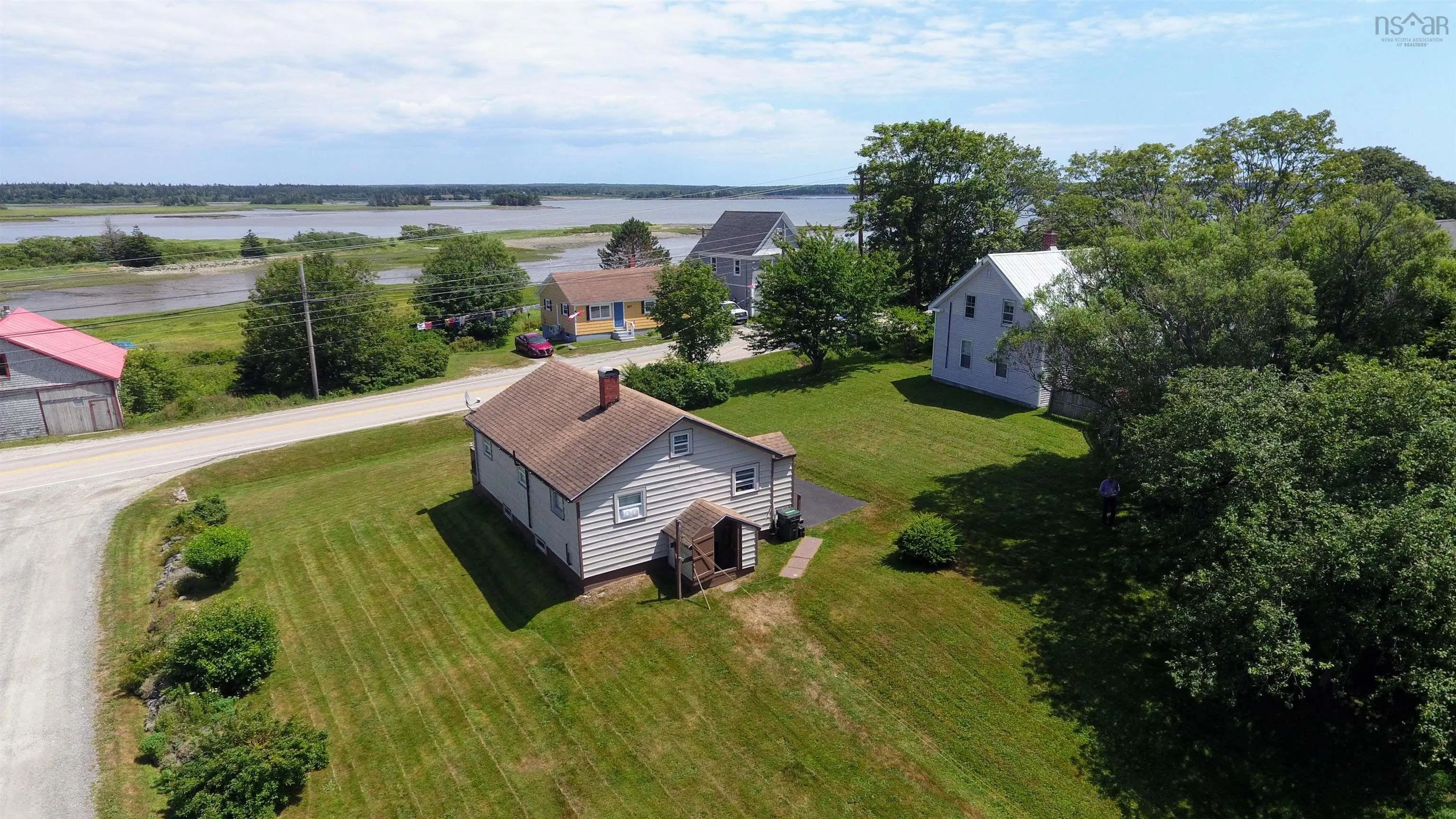 504 Highway 335, West Pubnico, NS B0W 3S0, 2 Bedrooms Bedrooms, ,1 BathroomBathrooms,Residential,For Sale,Highway 335,202518938