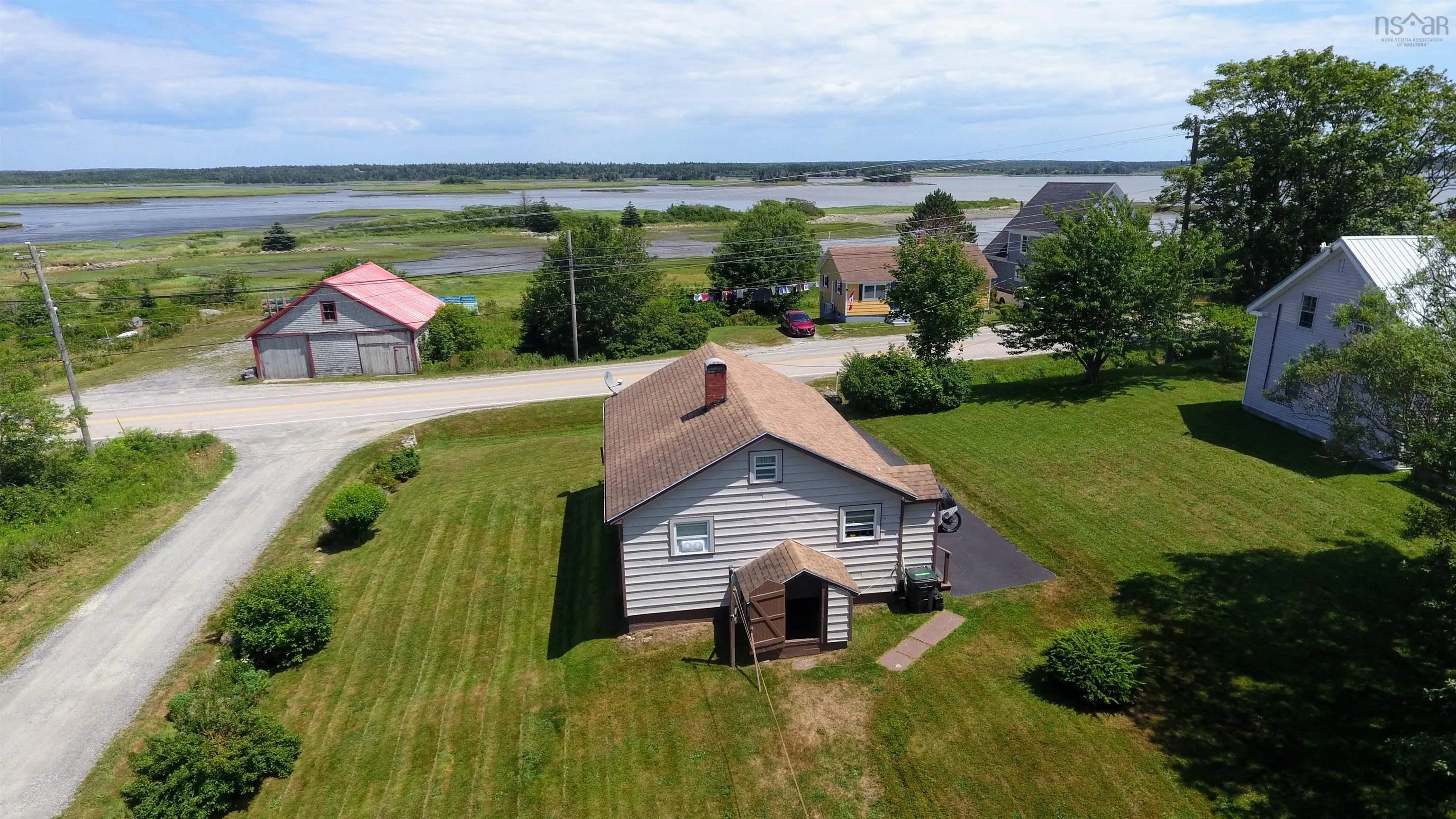 504 Highway 335, West Pubnico, NS B0W 3S0, 2 Bedrooms Bedrooms, ,1 BathroomBathrooms,Residential,For Sale,Highway 335,202518938