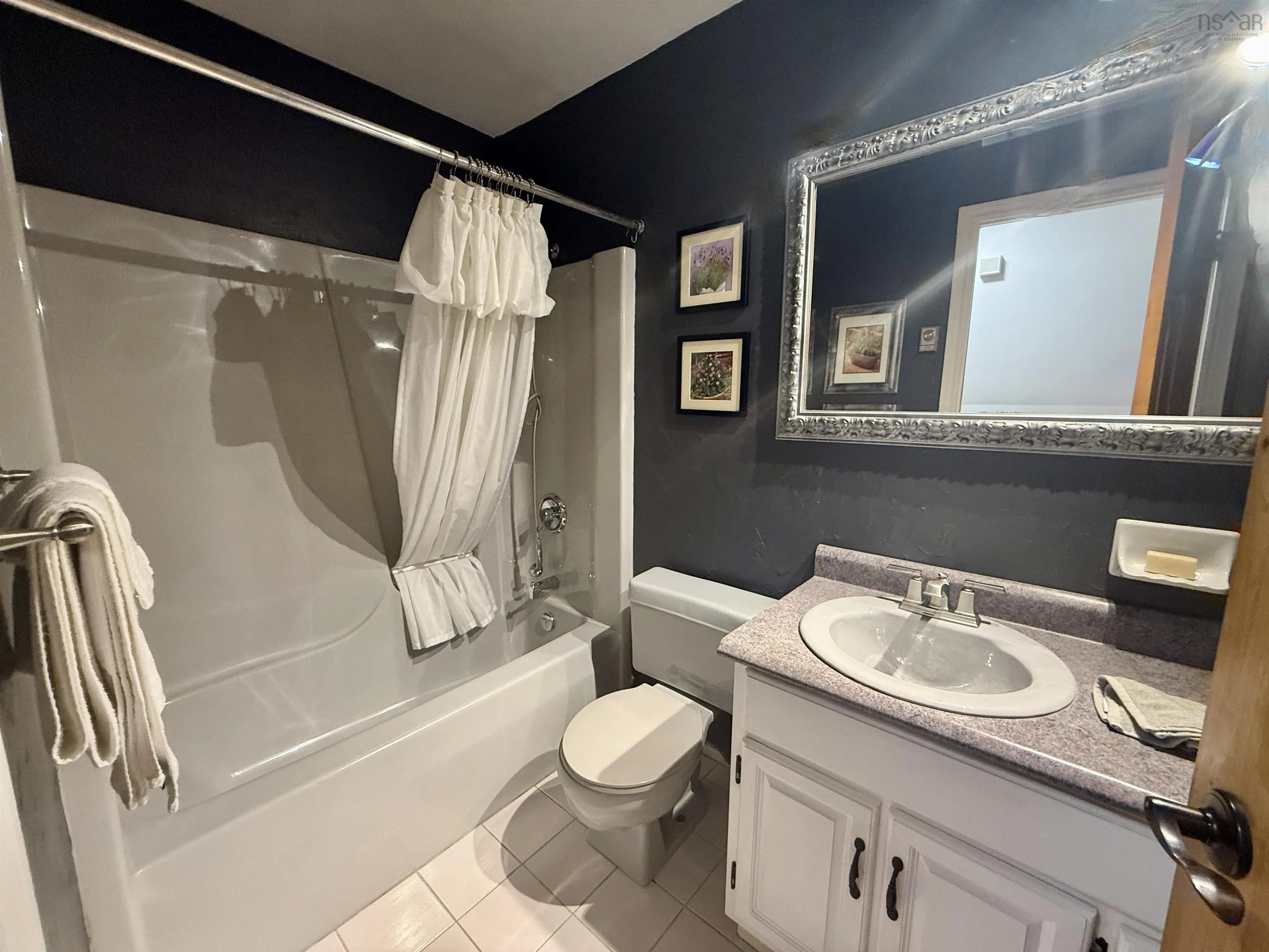 797 Cobequid Road, Lower Sackville, NS B4C 4A2, 4 Bedrooms Bedrooms, ,3 BathroomsBathrooms,Residential,For Sale,Cobequid,202523174