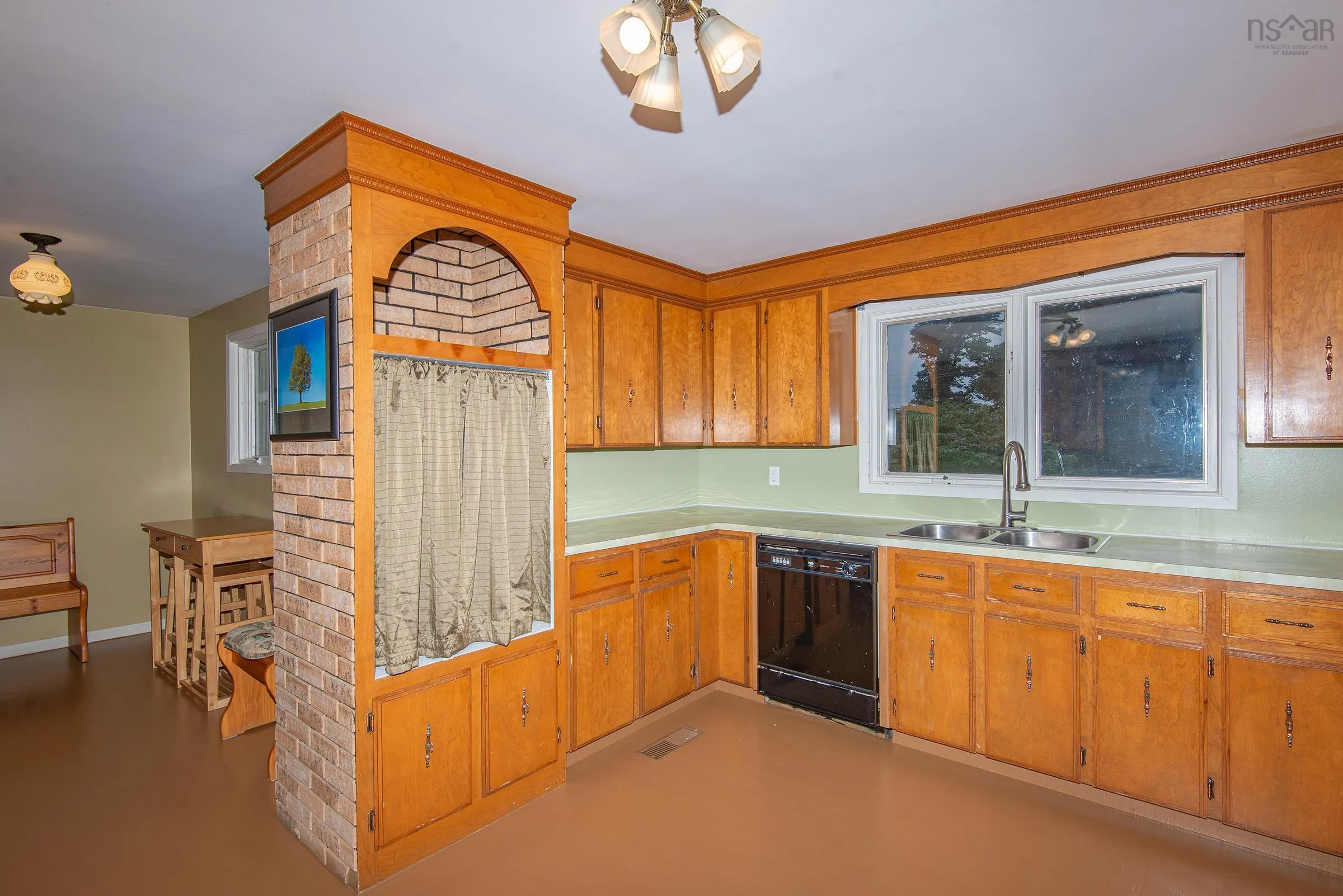 8402 Highway 1, Meteghan, NS B0W 2J0, 3 Bedrooms Bedrooms, ,2 BathroomsBathrooms,Residential,For Sale,Highway 1,202523733