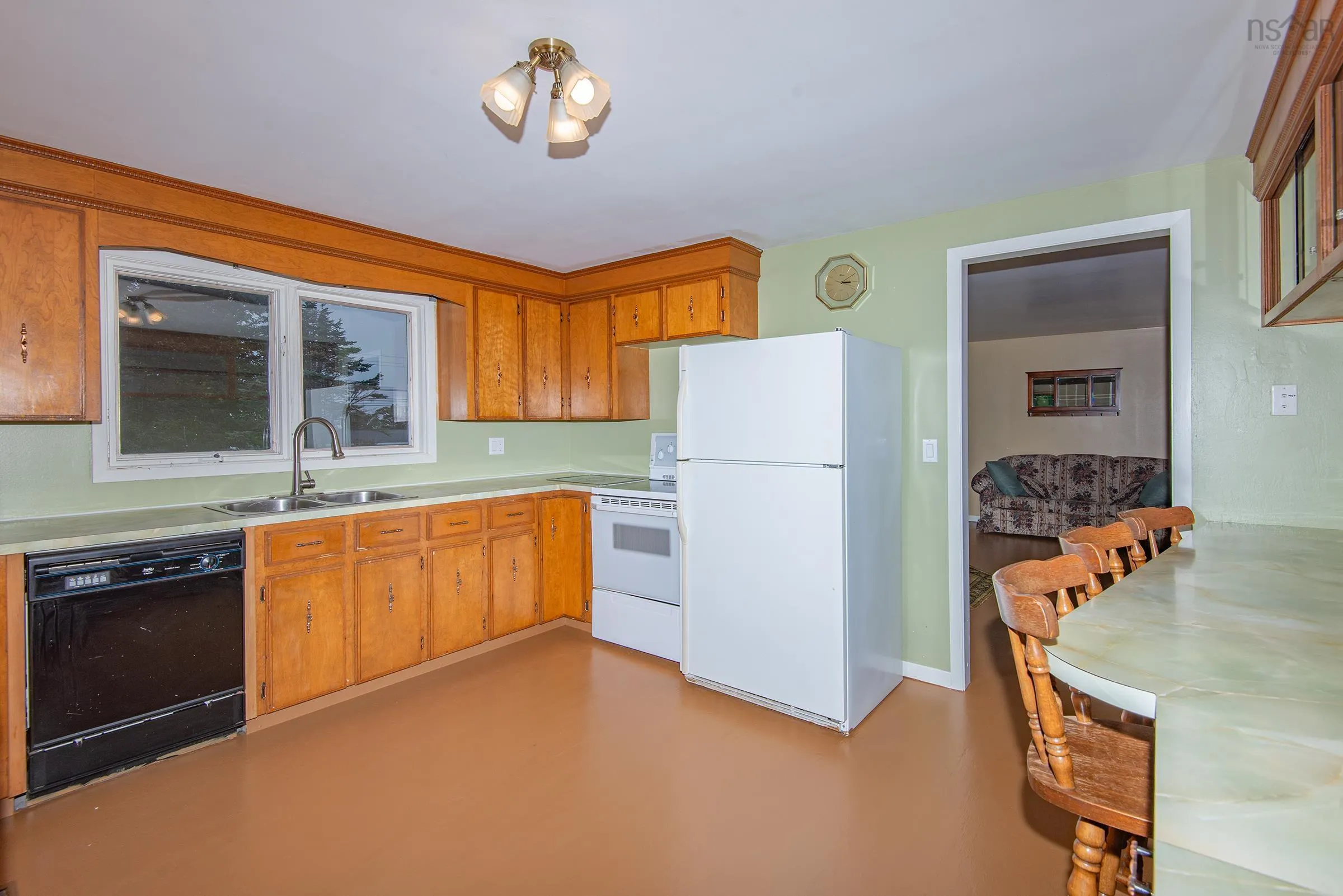 8402 Highway 1, Meteghan, NS B0W 2J0, 3 Bedrooms Bedrooms, ,2 BathroomsBathrooms,Residential,For Sale,Highway 1,202523733