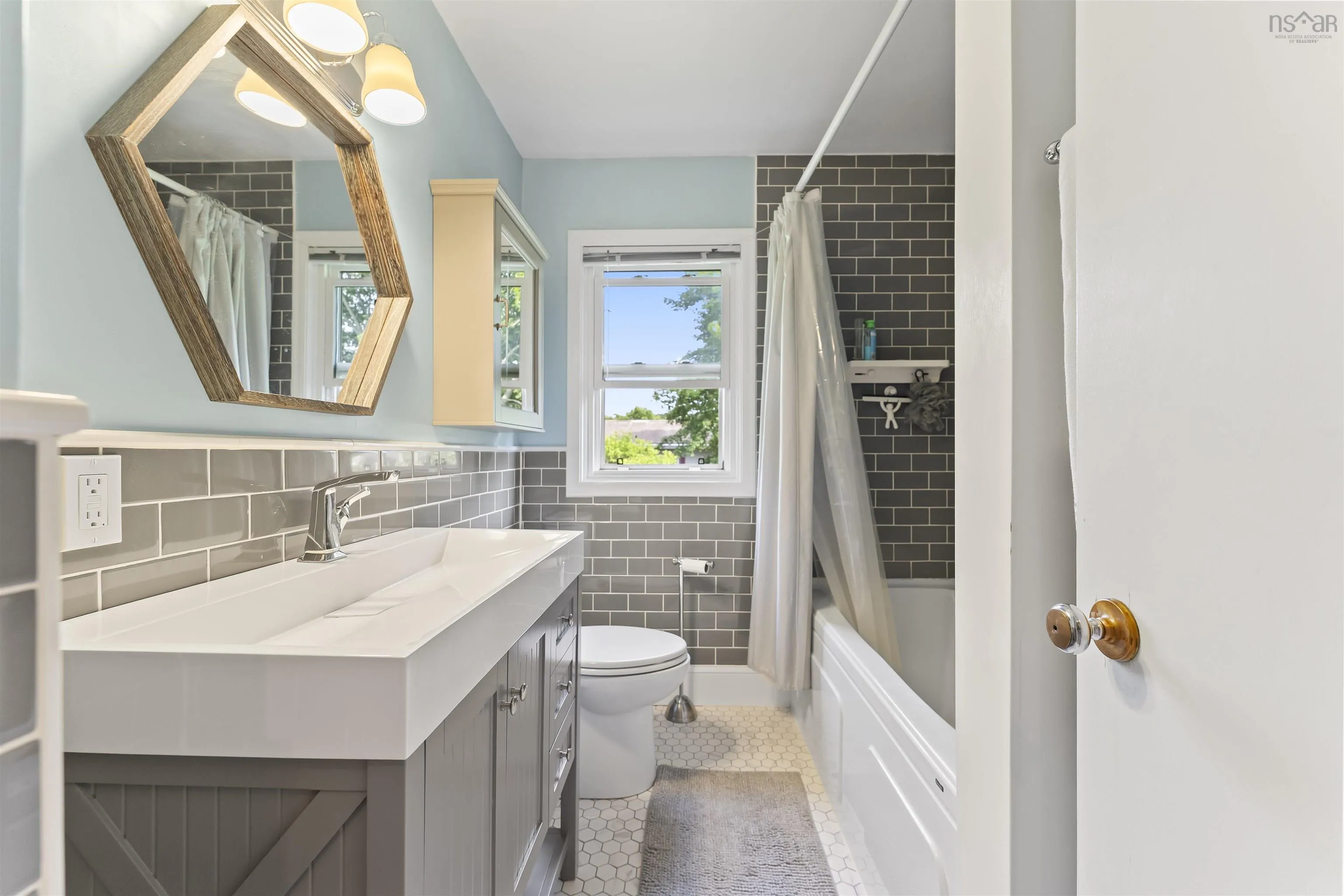 34 Moira Street, Halifax, NS B3A 3K7, 4 Bedrooms Bedrooms, ,2 BathroomsBathrooms,Residential,For Sale,Moira,202517886