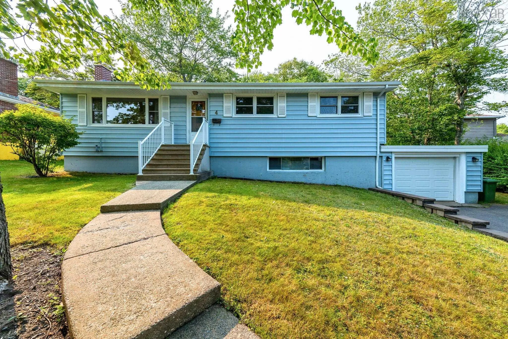 4 Broadholme Lane, Halifax, NS B3M 3B7, 4 Bedrooms Bedrooms, ,1 BathroomBathrooms,Residential,For Sale,Broadholme,202519731