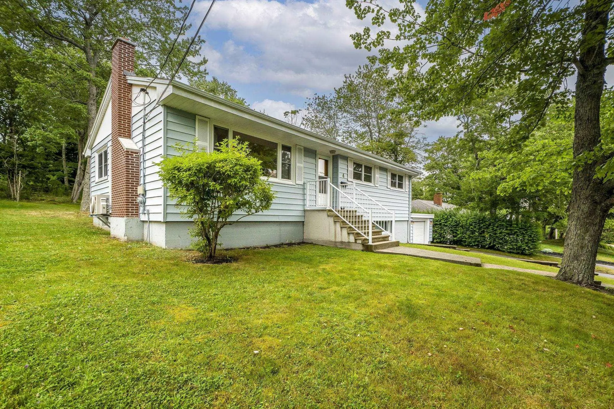 4 Broadholme Lane, Halifax, NS B3M 3B7, 4 Bedrooms Bedrooms, ,1 BathroomBathrooms,Residential,For Sale,Broadholme,202519731