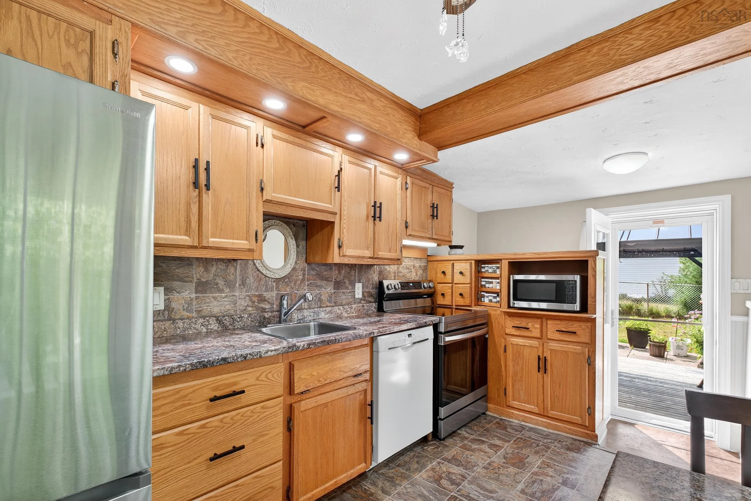 26 Grove Street, Glace Bay, NS B1A 3L7, 3 Bedrooms Bedrooms, ,2 BathroomsBathrooms,Residential,For Sale,Grove,202520180