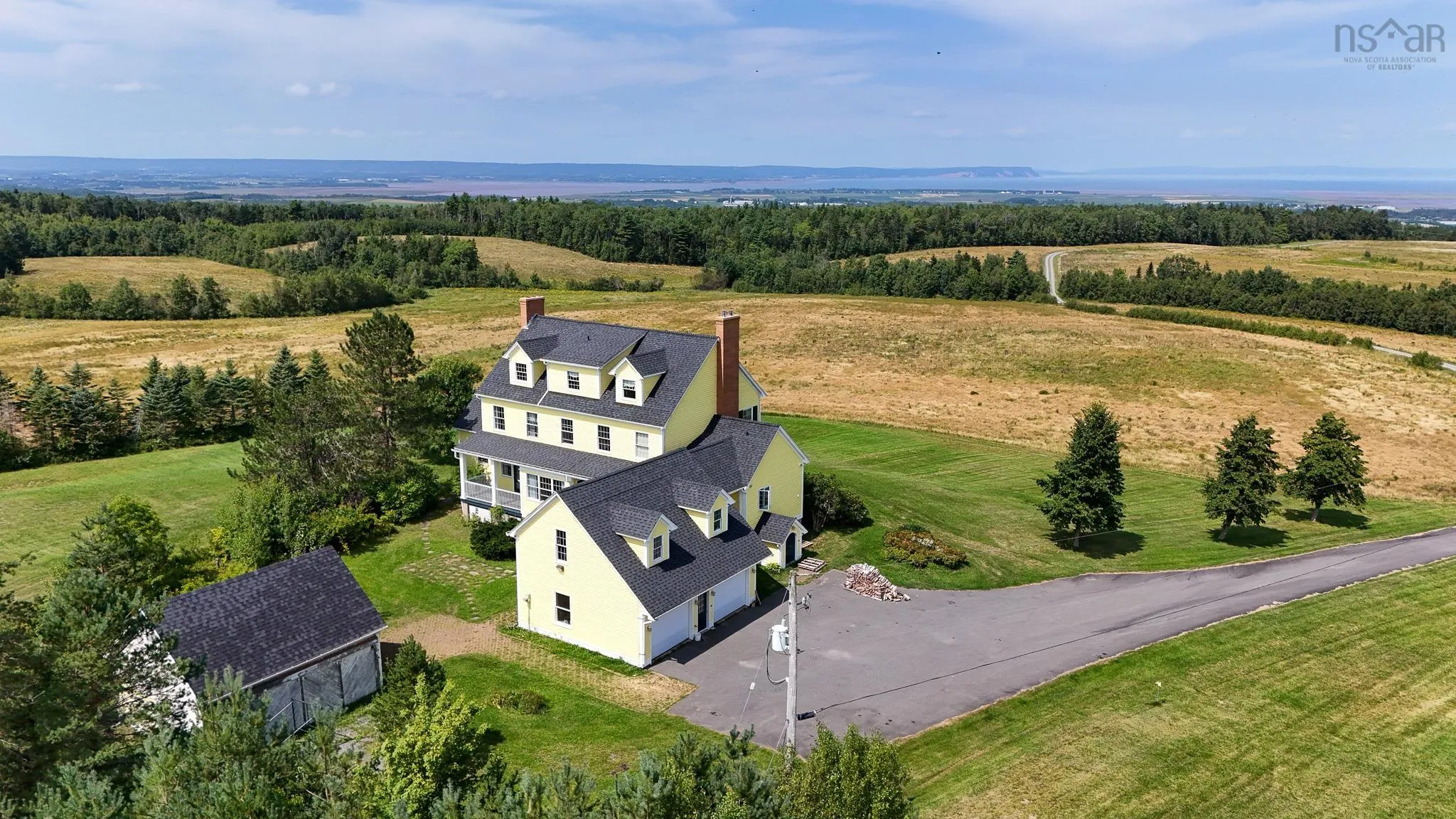 1155 Grand Pre Road, Wallbrook Ns B4p 2r3, 5 Bedrooms Bedrooms, ,5 BathroomsBathrooms,Residential,For Sale,Grand Pre,202419923