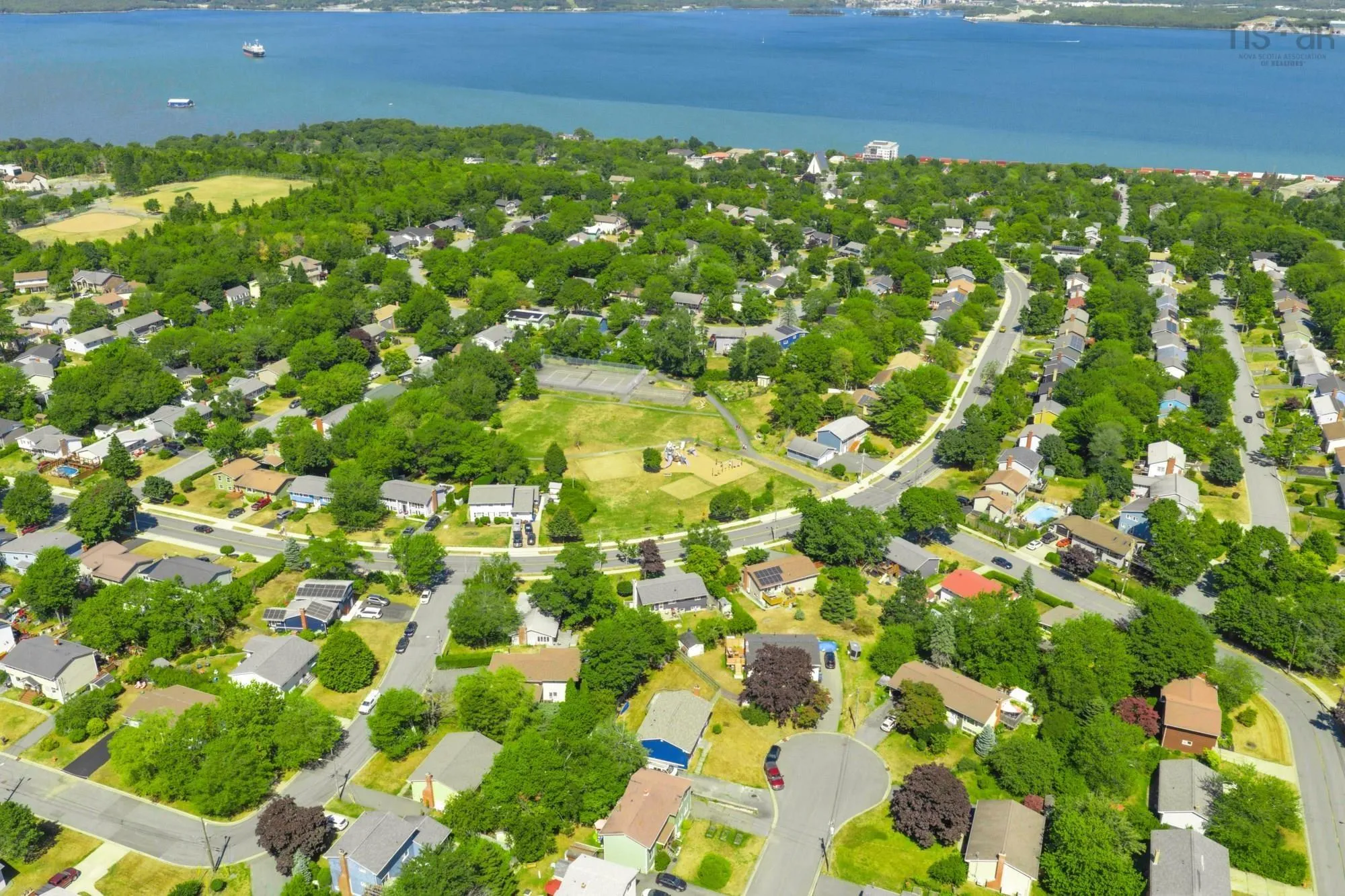 36 Meadowlark Crescent, Halifax, NS B3M 1R5, 3 Bedrooms Bedrooms, ,2 BathroomsBathrooms,Residential,For Sale,Meadowlark,202521169