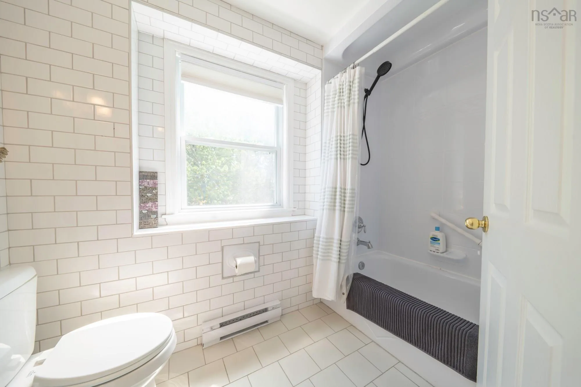 36 Meadowlark Crescent, Halifax, NS B3M 1R5, 3 Bedrooms Bedrooms, ,2 BathroomsBathrooms,Residential,For Sale,Meadowlark,202521169