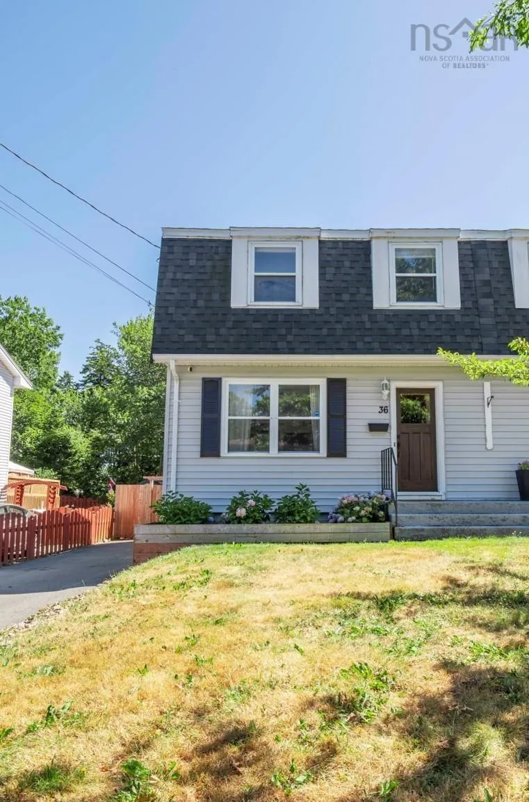 36 Meadowlark Crescent, Halifax, NS B3M 1R5, 3 Bedrooms Bedrooms, ,2 BathroomsBathrooms,Residential,For Sale,Meadowlark,202521169