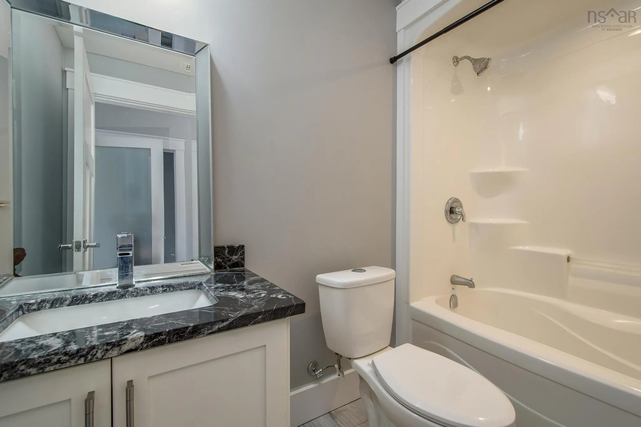 62 Hadley Crescent, Halifax Ns B3p 1p1, 4 Bedrooms Bedrooms, ,4 BathroomsBathrooms,Residential,For Sale,Hadley,202510285