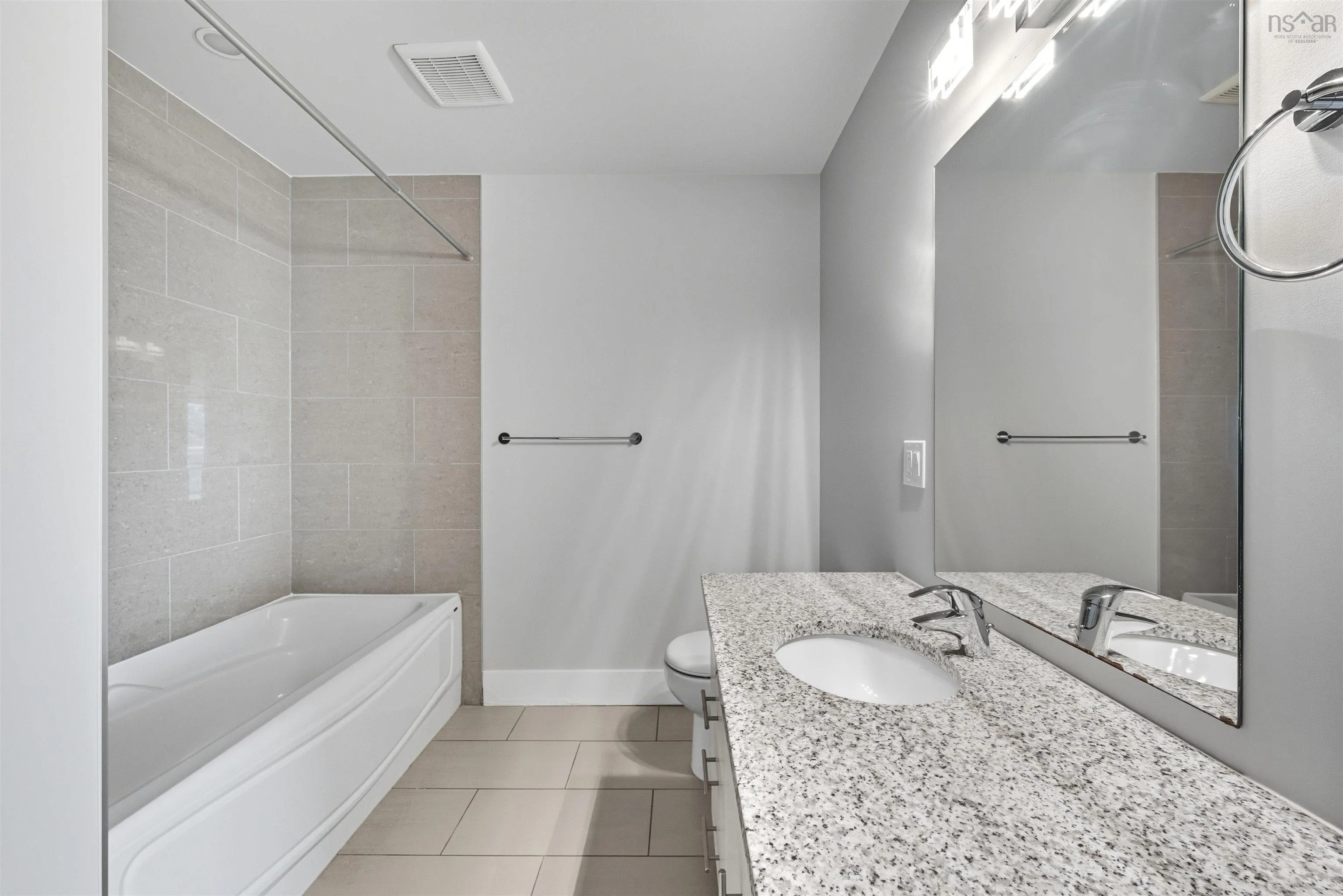 502-15 Kings Wharf Place, Dartmouth, NS B2Y 0C2, 2 Bedrooms Bedrooms, ,2 BathroomsBathrooms,Residential,For Sale,Kings Wharf Place,202525572