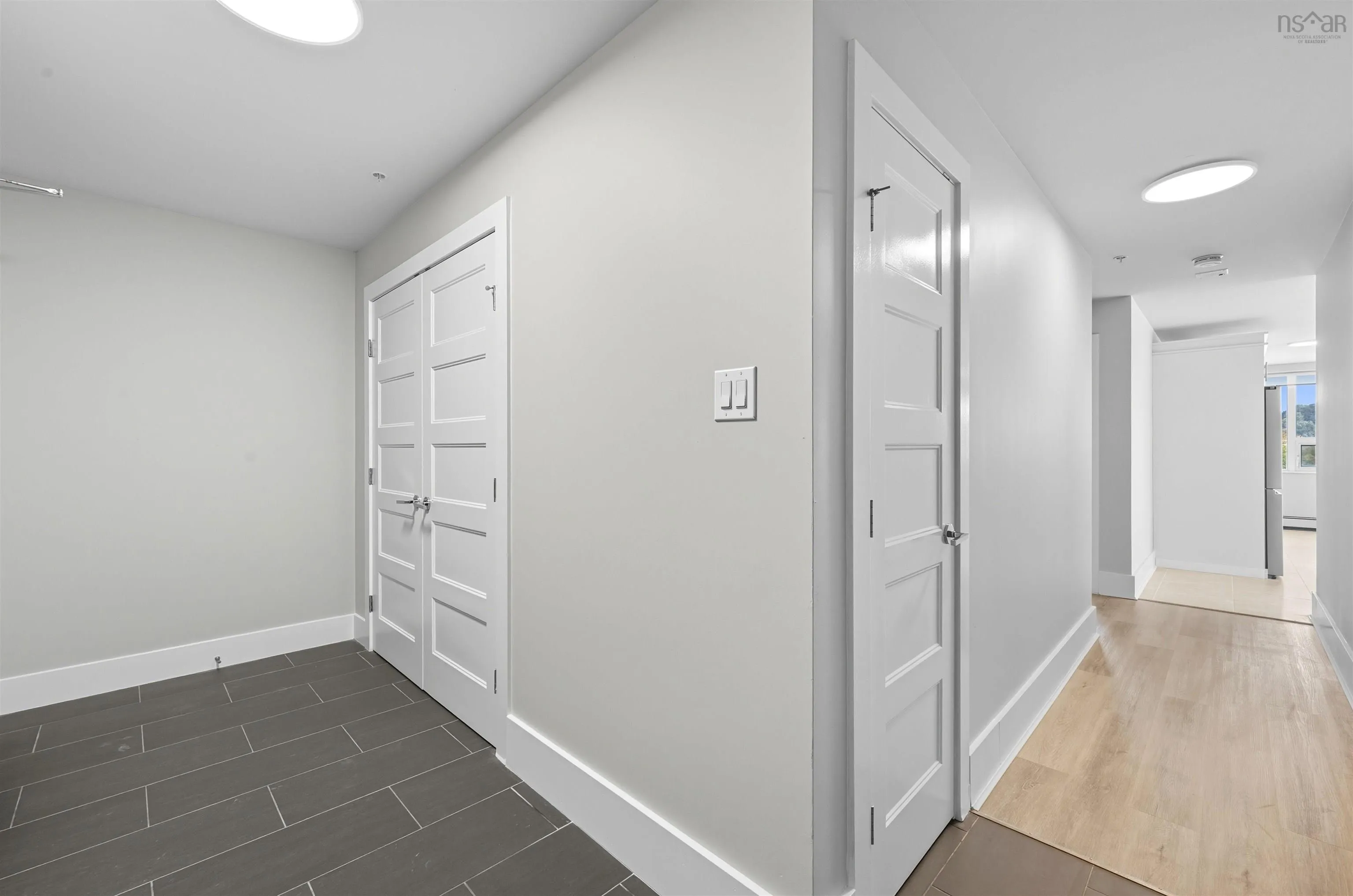 502-15 Kings Wharf Place, Dartmouth, NS B2Y 0C2, 2 Bedrooms Bedrooms, ,2 BathroomsBathrooms,Residential,For Sale,Kings Wharf Place,202525572