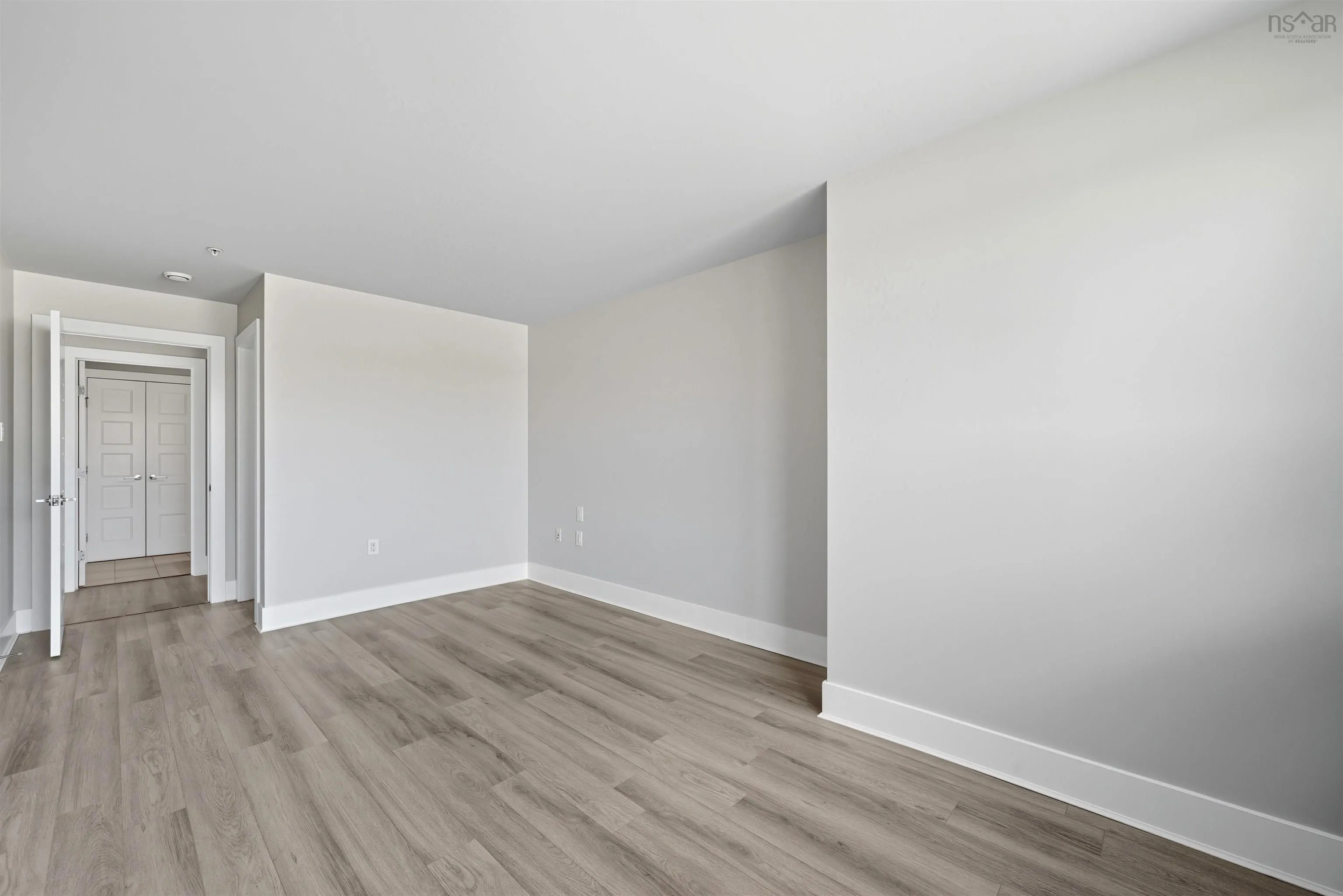 502-15 Kings Wharf Place, Dartmouth, NS B2Y 0C2, 2 Bedrooms Bedrooms, ,2 BathroomsBathrooms,Residential,For Sale,Kings Wharf Place,202525572