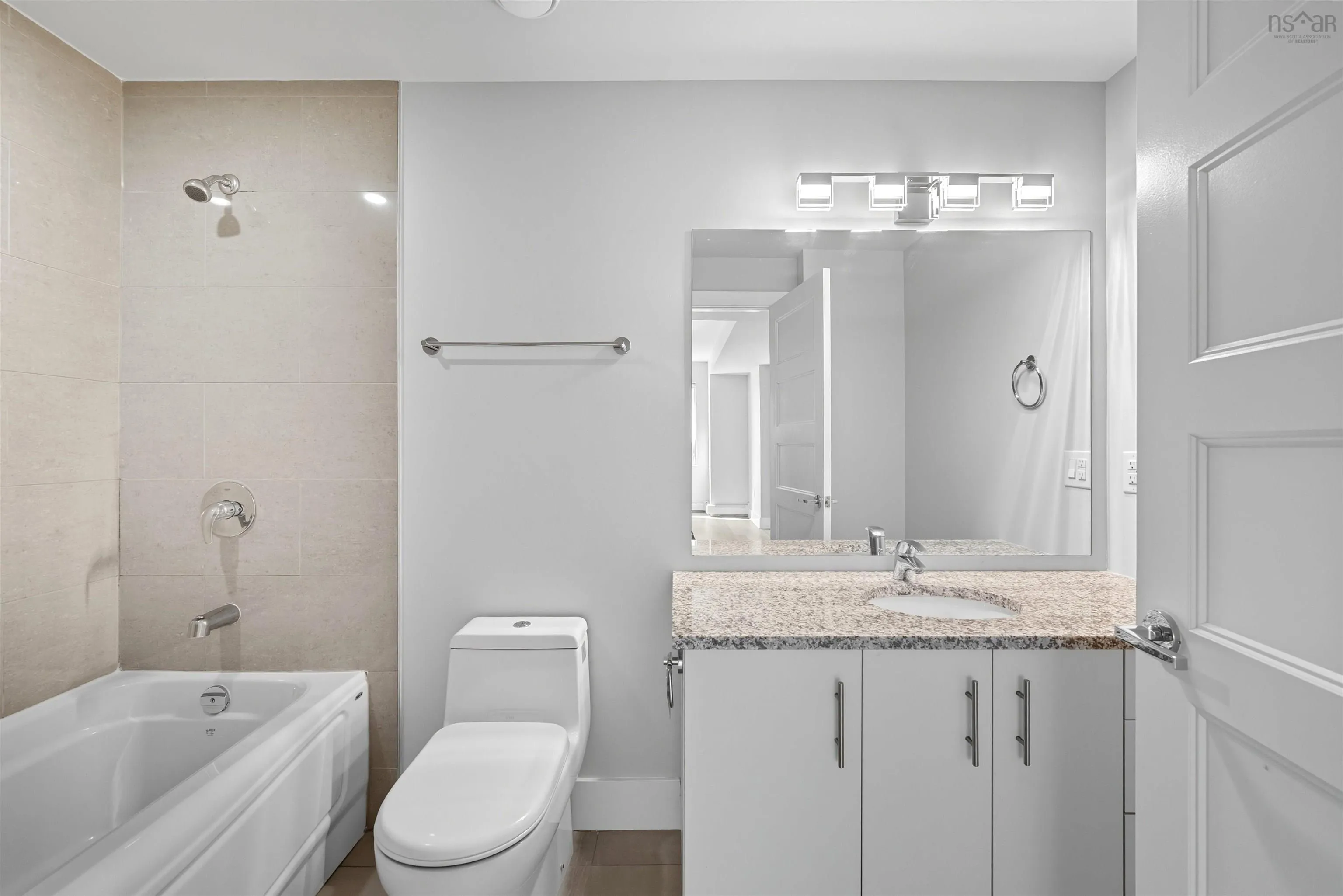 502-15 Kings Wharf Place, Dartmouth, NS B2Y 0C2, 2 Bedrooms Bedrooms, ,2 BathroomsBathrooms,Residential,For Sale,Kings Wharf Place,202525572