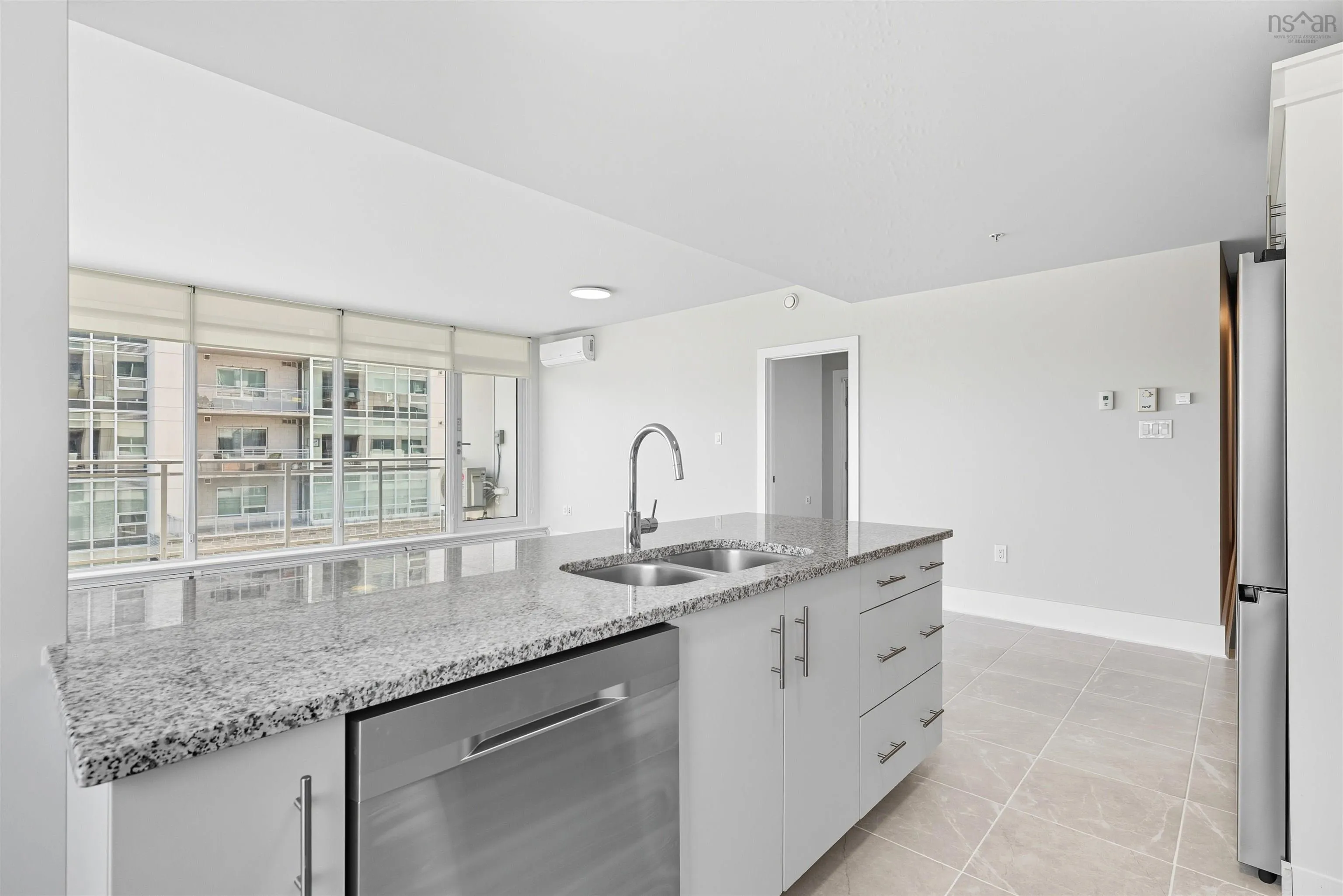 502-15 Kings Wharf Place, Dartmouth, NS B2Y 0C2, 2 Bedrooms Bedrooms, ,2 BathroomsBathrooms,Residential,For Sale,Kings Wharf Place,202525572