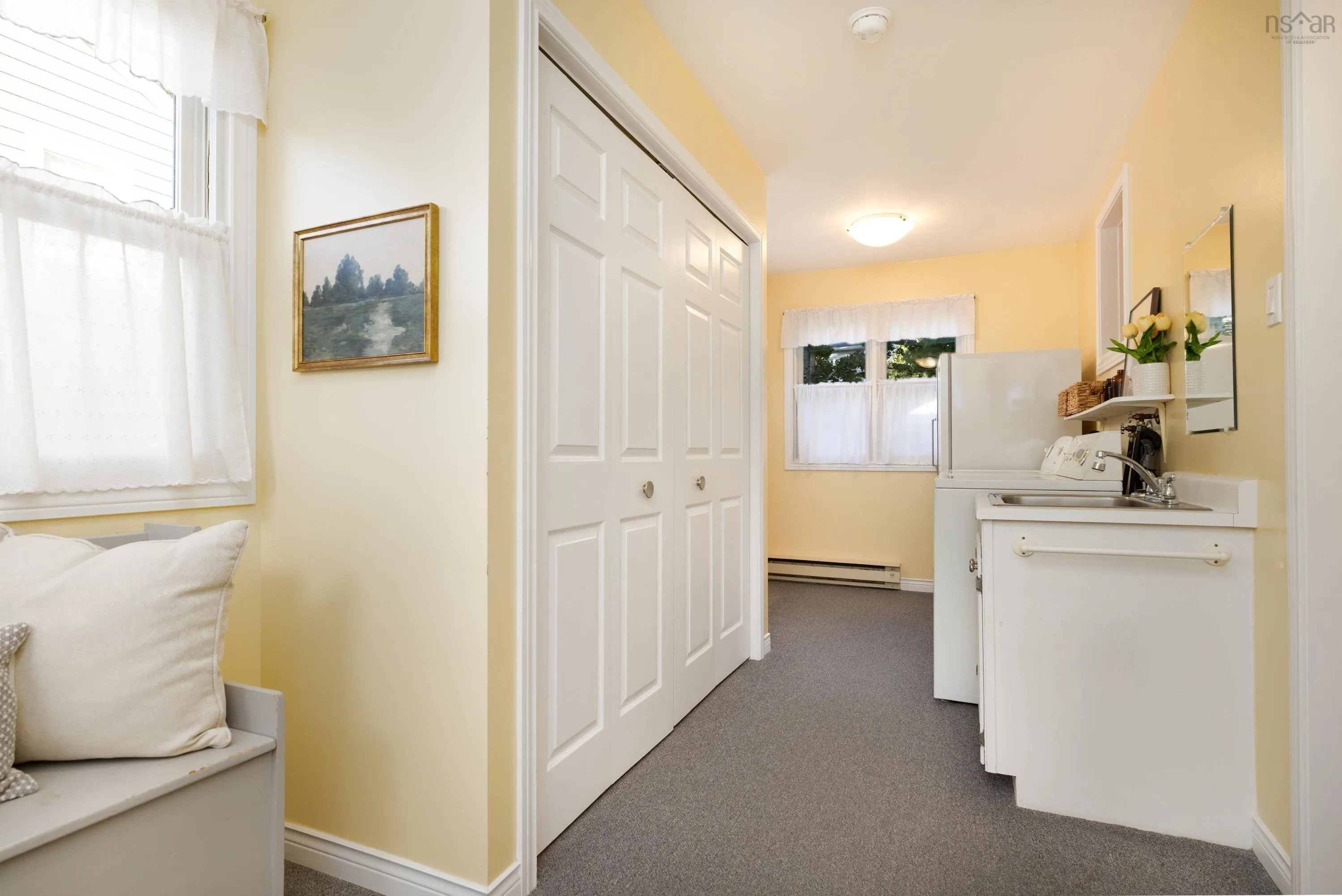 17 Canterbury Street, Dartmouth, NS B2Y 1S8, 3 Bedrooms Bedrooms, ,2 BathroomsBathrooms,Residential,For Sale,Canterbury,202523299