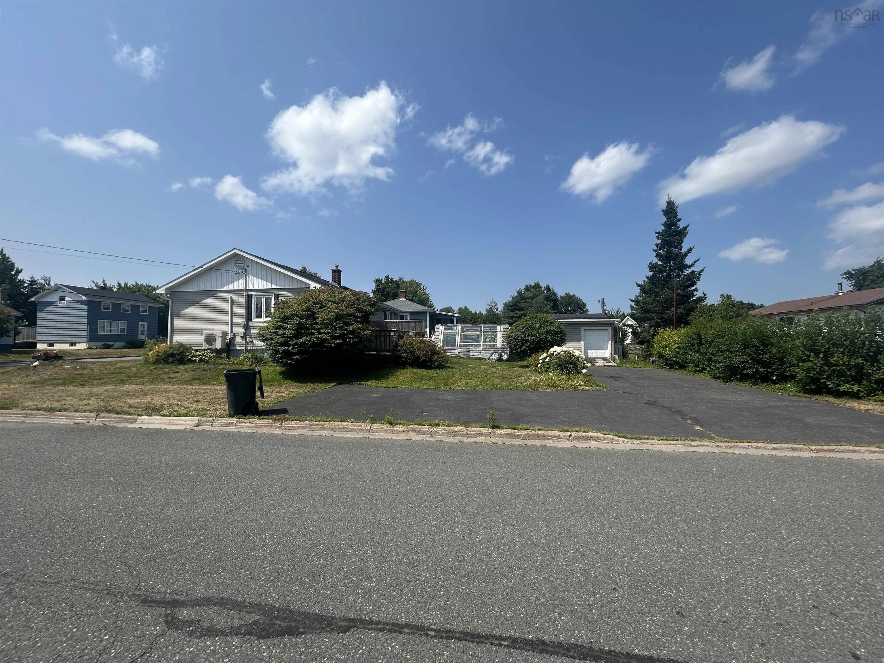 2 Landsdown Drive, Antigonish, NS B2G 1T7, 3 Bedrooms Bedrooms, ,2 BathroomsBathrooms,Residential,For Sale,Landsdown Drive,202519169
