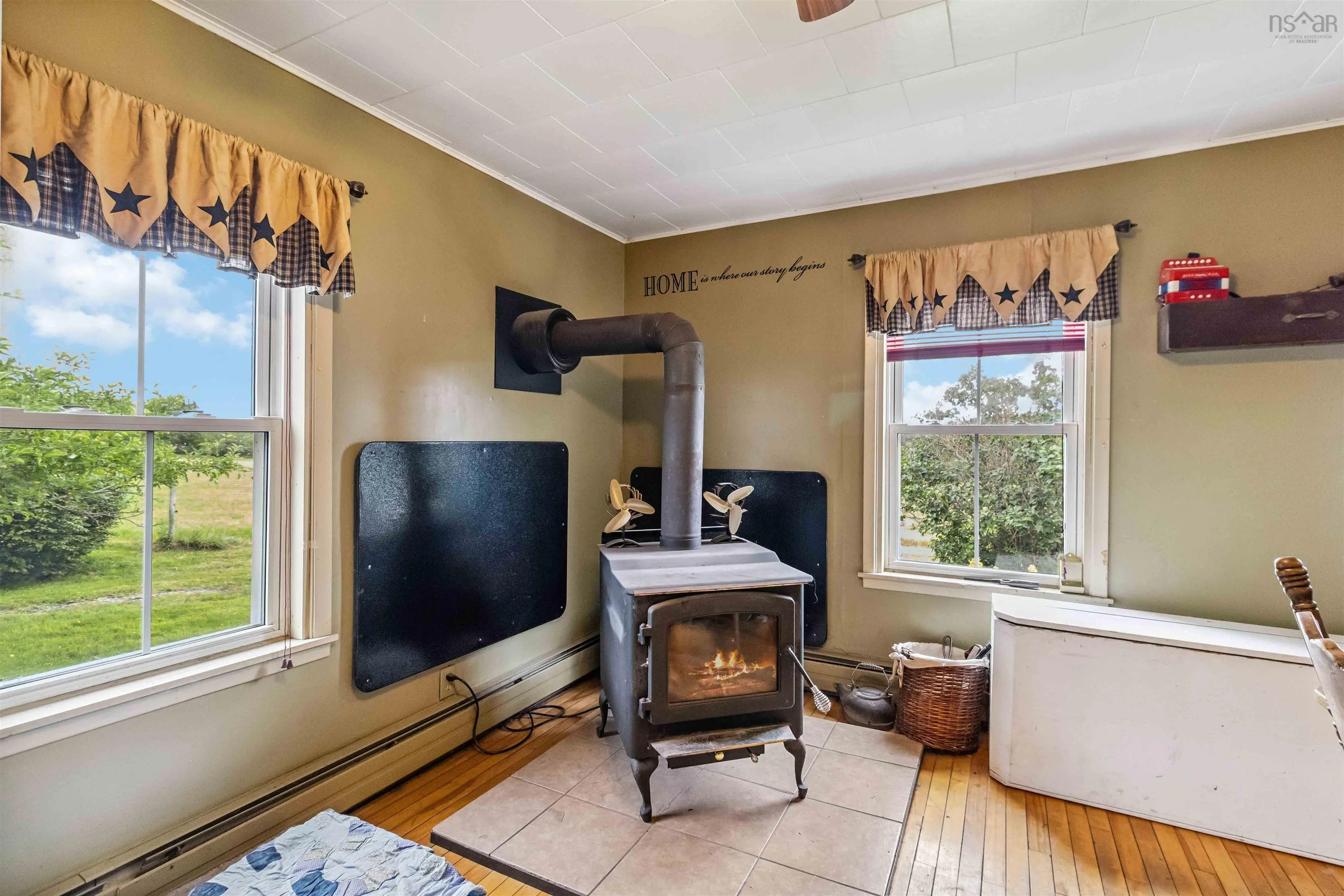 417 Penney Road, Upper Northfield, NS B4V 2W1, 4 Bedrooms Bedrooms, ,2 BathroomsBathrooms,Residential,For Sale,Penney,202517638