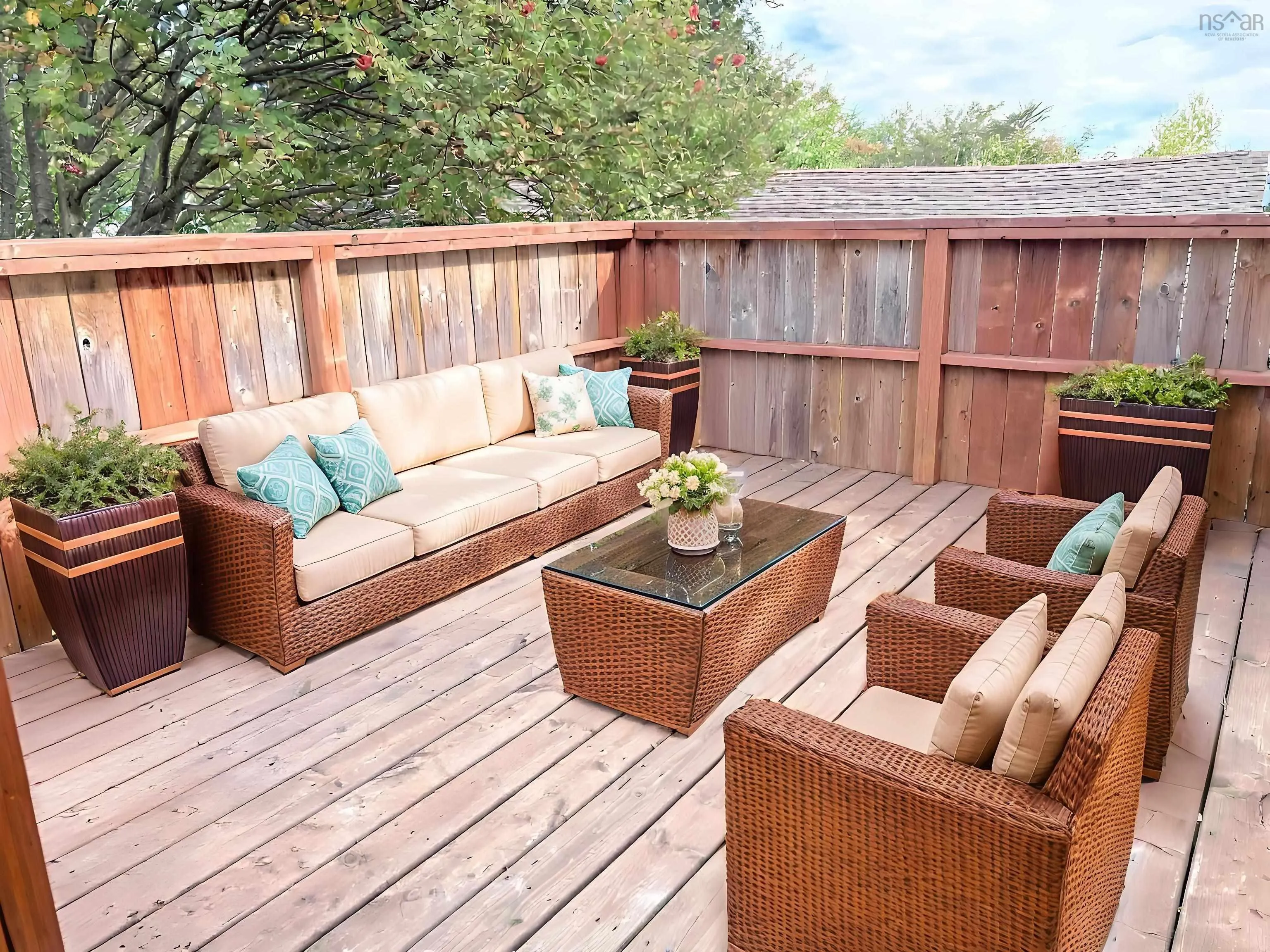 17 Rosedale Avenue, Halifax, NS B3N 2N2, 2 Bedrooms Bedrooms, ,2 BathroomsBathrooms,Residential,For Sale,Rosedale,202524529