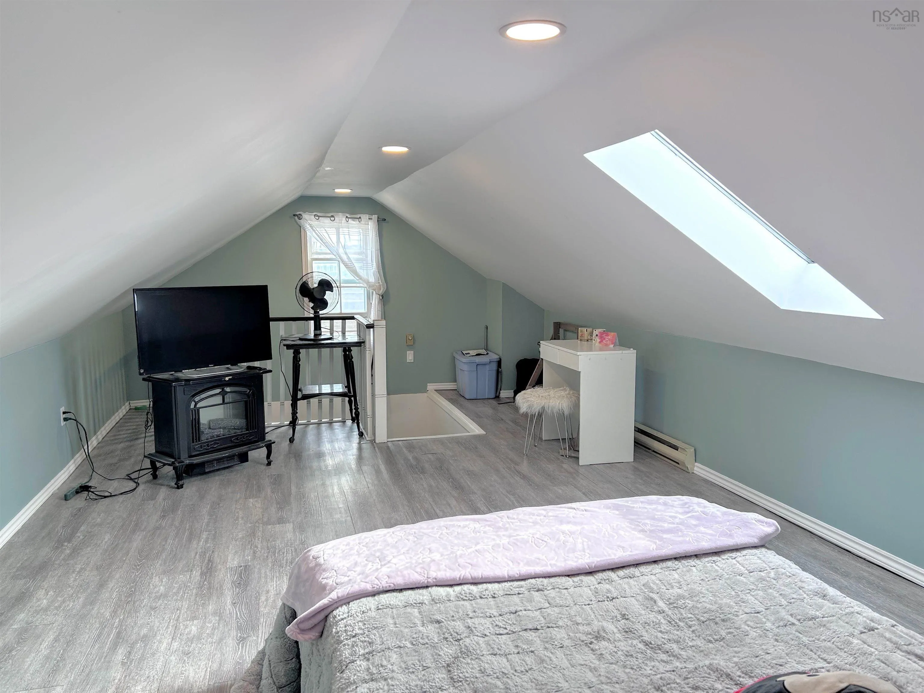 17 Rosedale Avenue, Halifax, NS B3N 2N2, 2 Bedrooms Bedrooms, ,2 BathroomsBathrooms,Residential,For Sale,Rosedale,202524529
