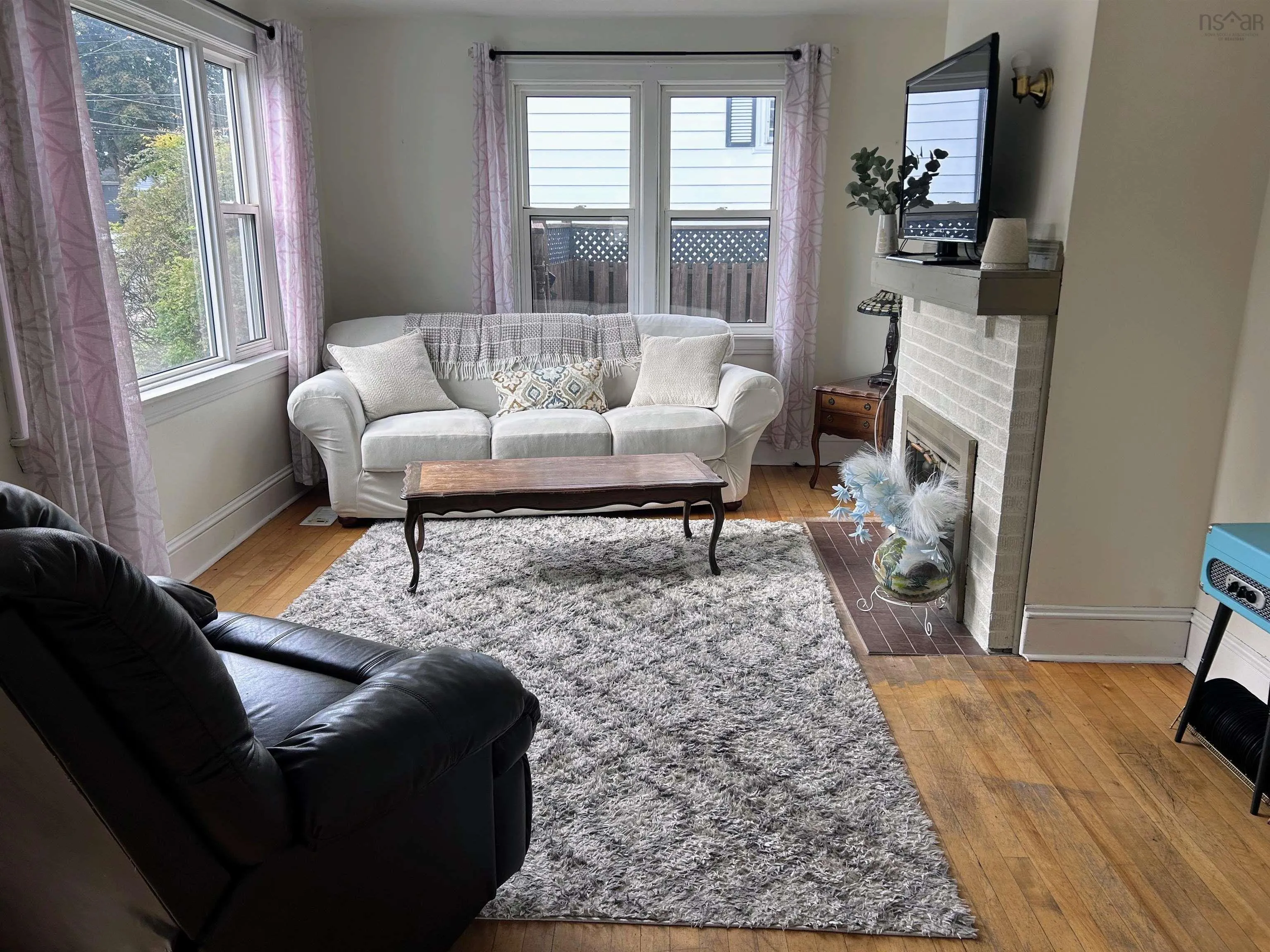17 Rosedale Avenue, Halifax, NS B3N 2N2, 2 Bedrooms Bedrooms, ,2 BathroomsBathrooms,Residential,For Sale,Rosedale,202524529
