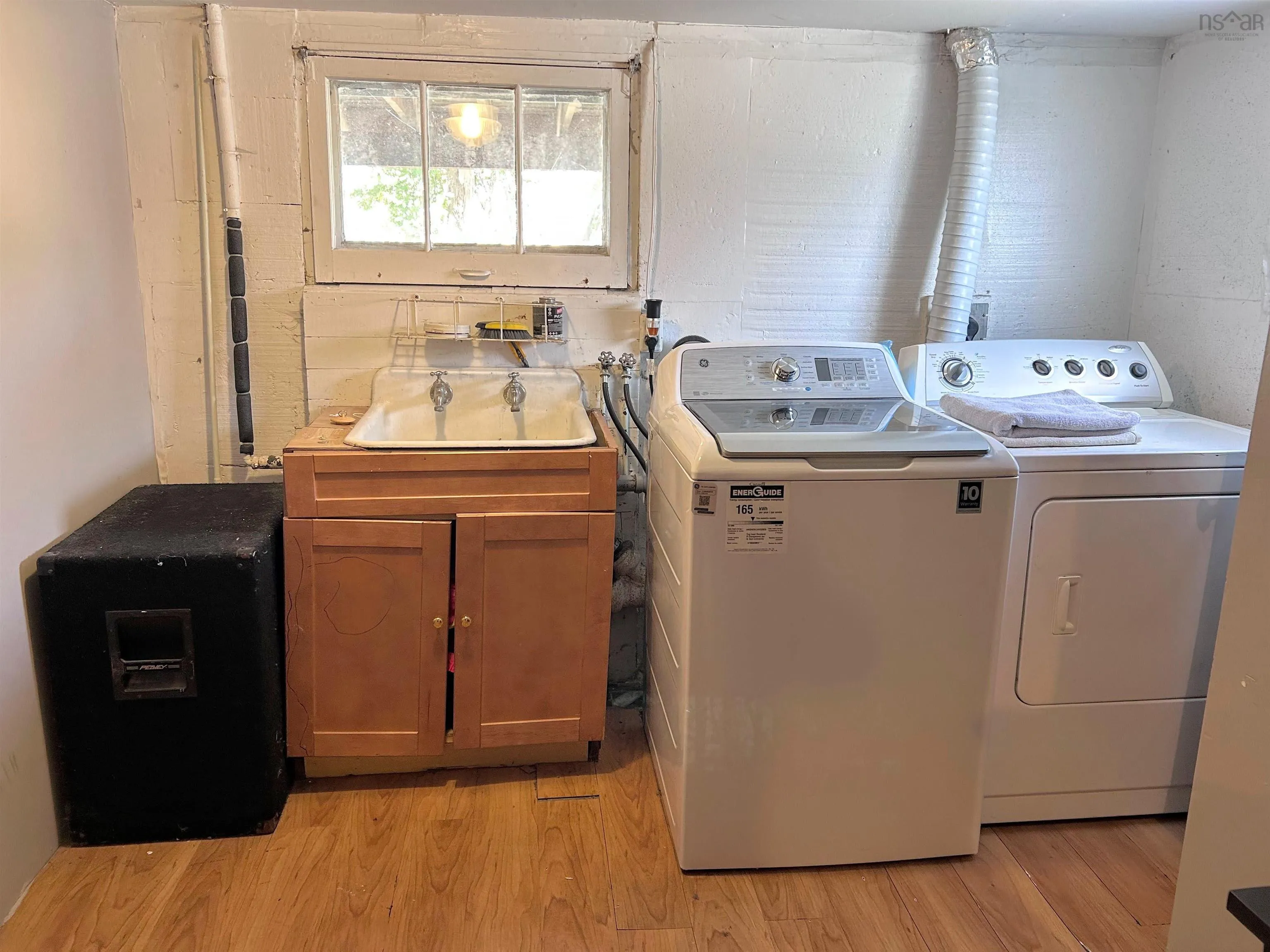 17 Rosedale Avenue, Halifax, NS B3N 2N2, 2 Bedrooms Bedrooms, ,2 BathroomsBathrooms,Residential,For Sale,Rosedale,202524529