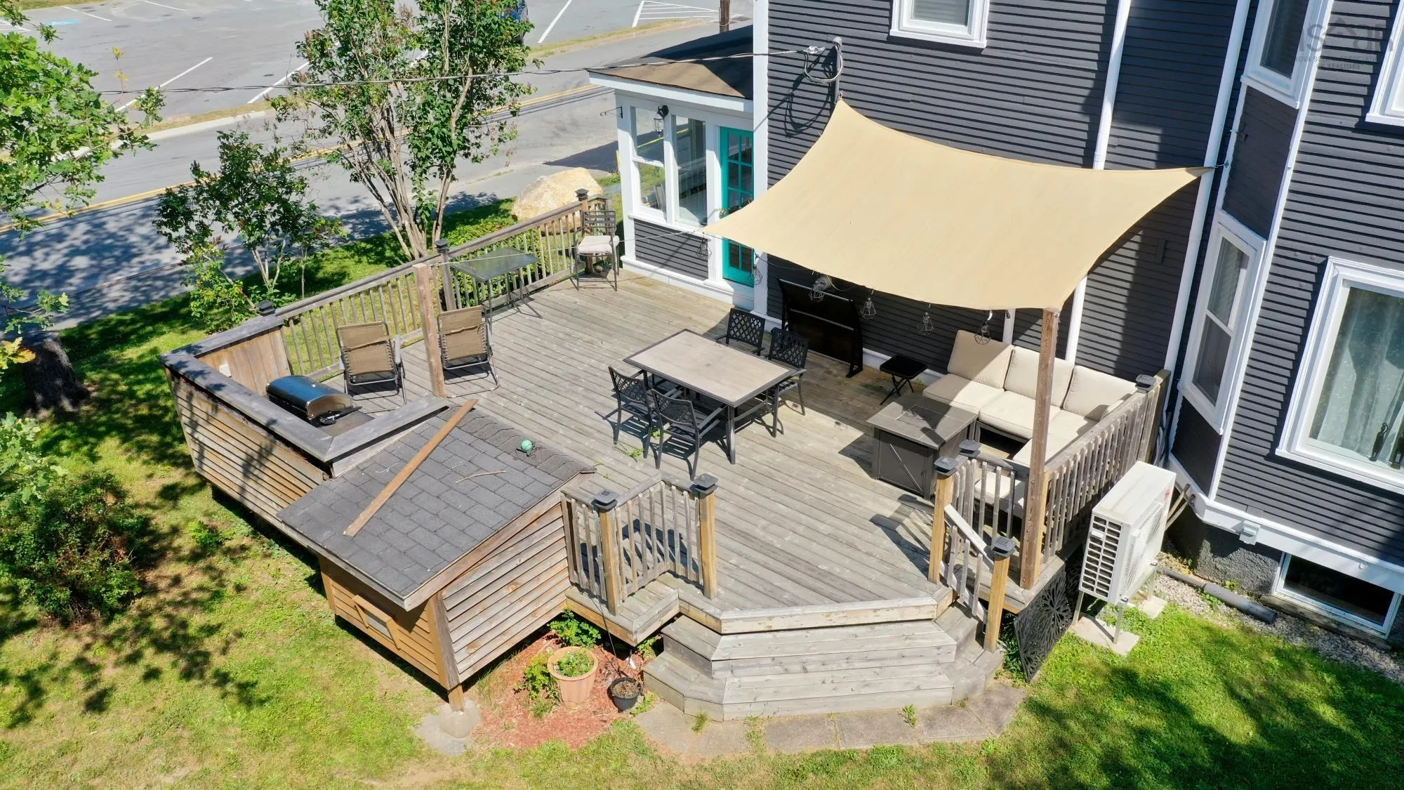 185 King Street, Bridgewater, NS B4V 1A5, 4 Bedrooms Bedrooms, ,2 BathroomsBathrooms,Residential,For Sale,King,202517623
