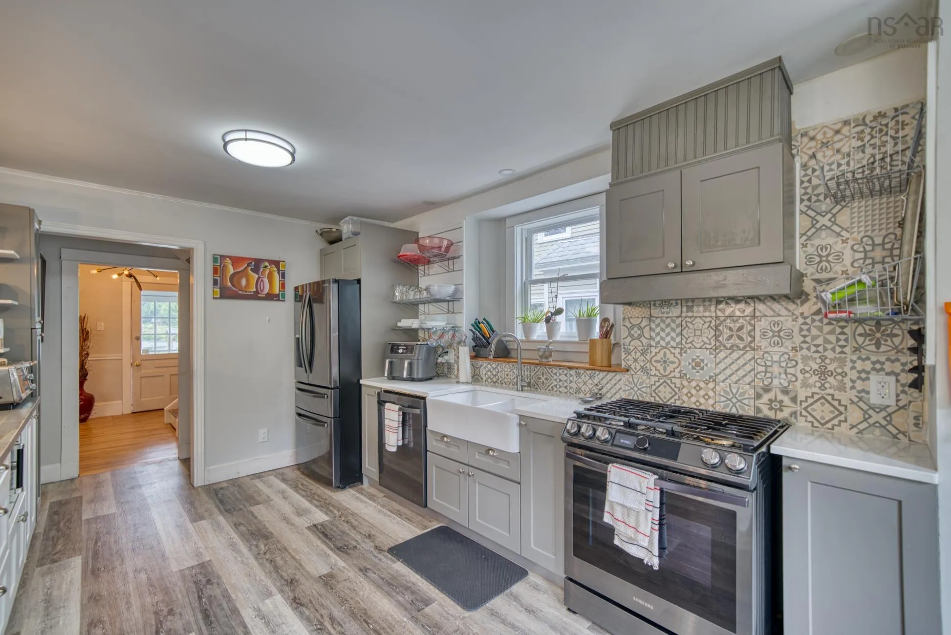 185 King Street, Bridgewater, NS B4V 1A5, 4 Bedrooms Bedrooms, ,2 BathroomsBathrooms,Residential,For Sale,King,202517623