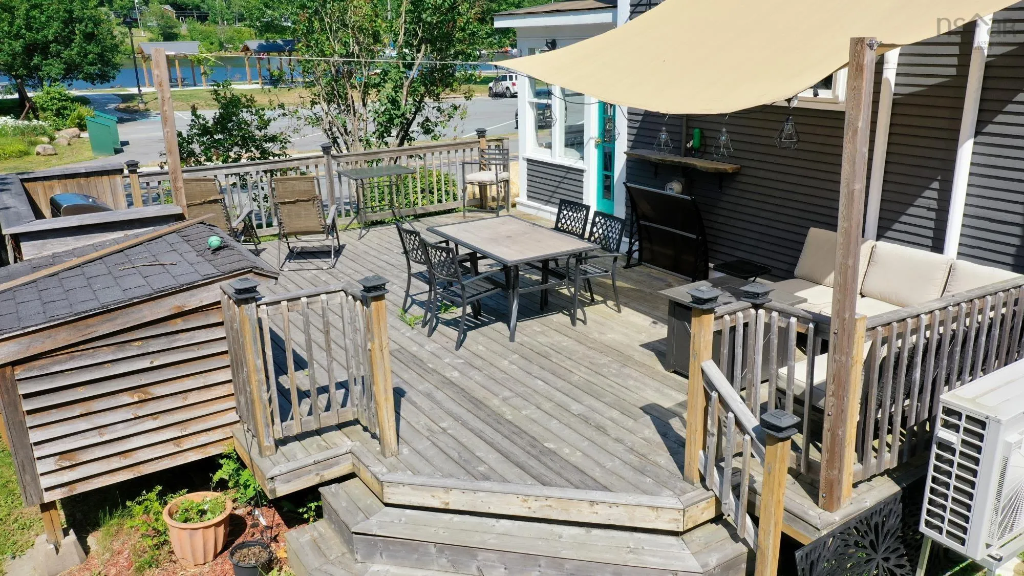 185 King Street, Bridgewater, NS B4V 1A5, 4 Bedrooms Bedrooms, ,2 BathroomsBathrooms,Residential,For Sale,King,202517623