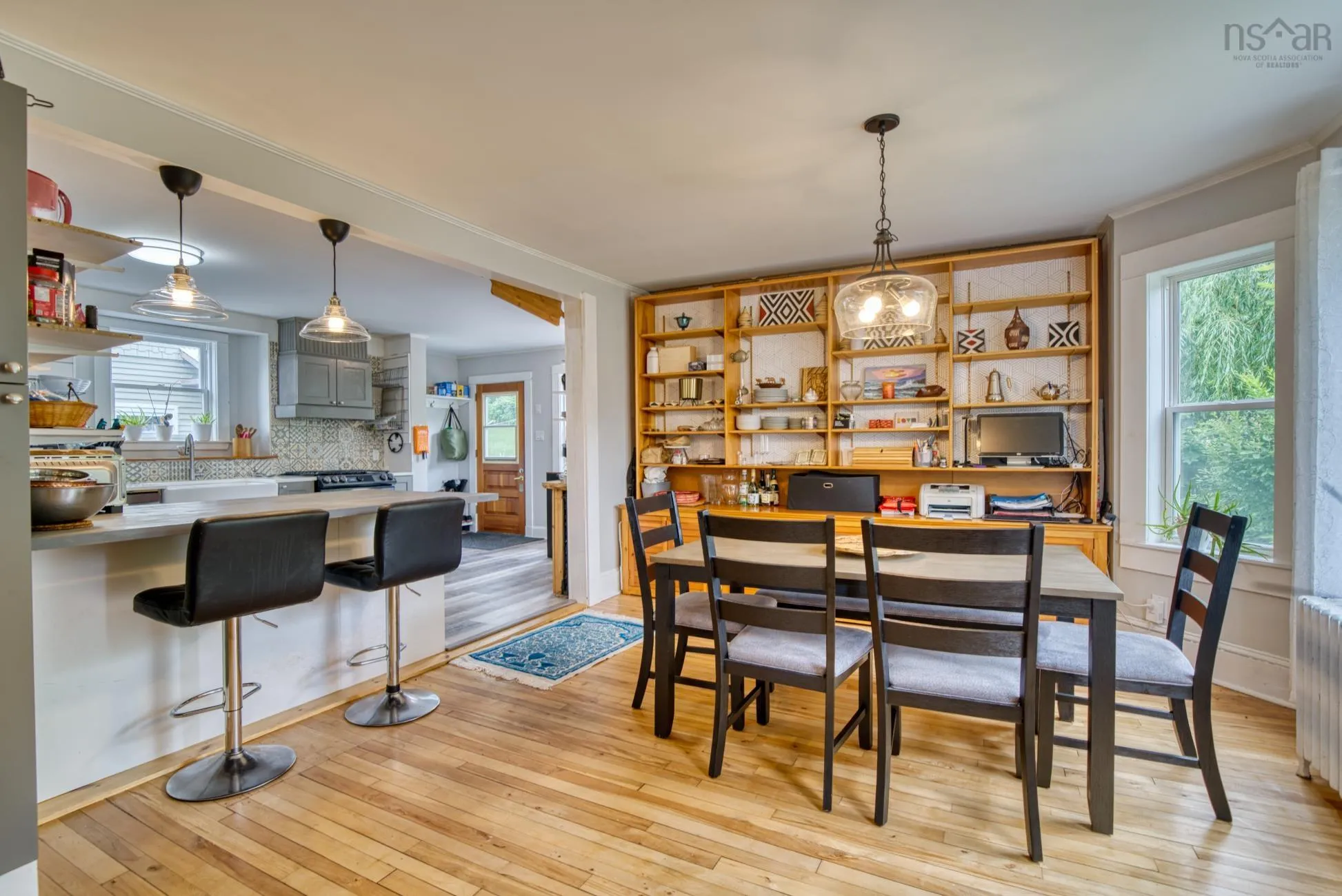 185 King Street, Bridgewater, NS B4V 1A5, 4 Bedrooms Bedrooms, ,2 BathroomsBathrooms,Residential,For Sale,King,202517623