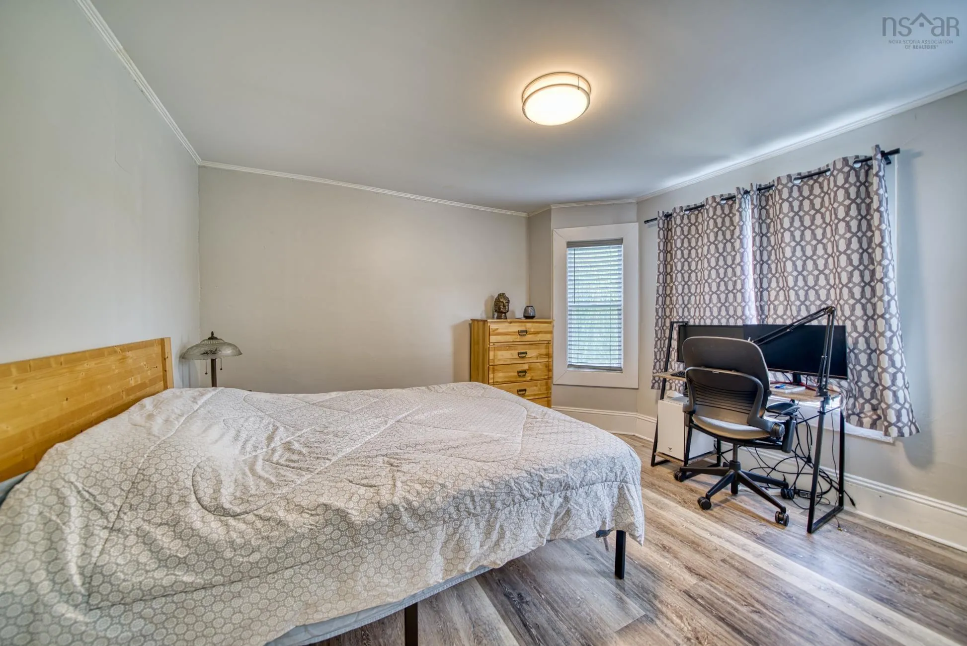 185 King Street, Bridgewater, NS B4V 1A5, 4 Bedrooms Bedrooms, ,2 BathroomsBathrooms,Residential,For Sale,King,202517623