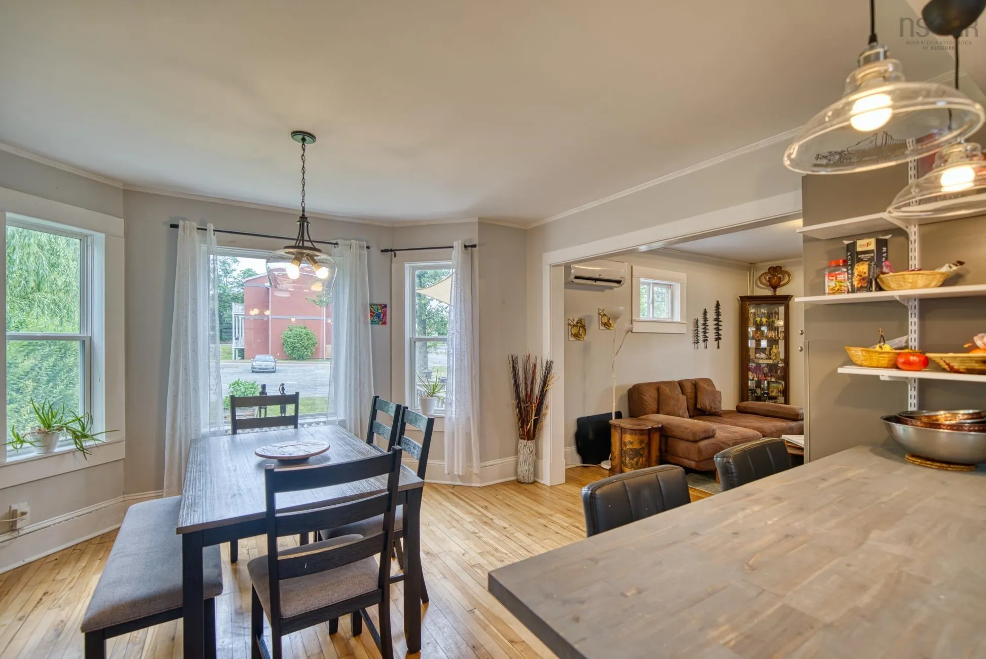 185 King Street, Bridgewater, NS B4V 1A5, 4 Bedrooms Bedrooms, ,2 BathroomsBathrooms,Residential,For Sale,King,202517623