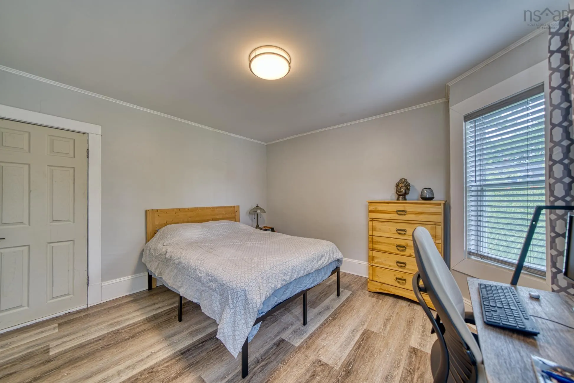 185 King Street, Bridgewater, NS B4V 1A5, 4 Bedrooms Bedrooms, ,2 BathroomsBathrooms,Residential,For Sale,King,202517623