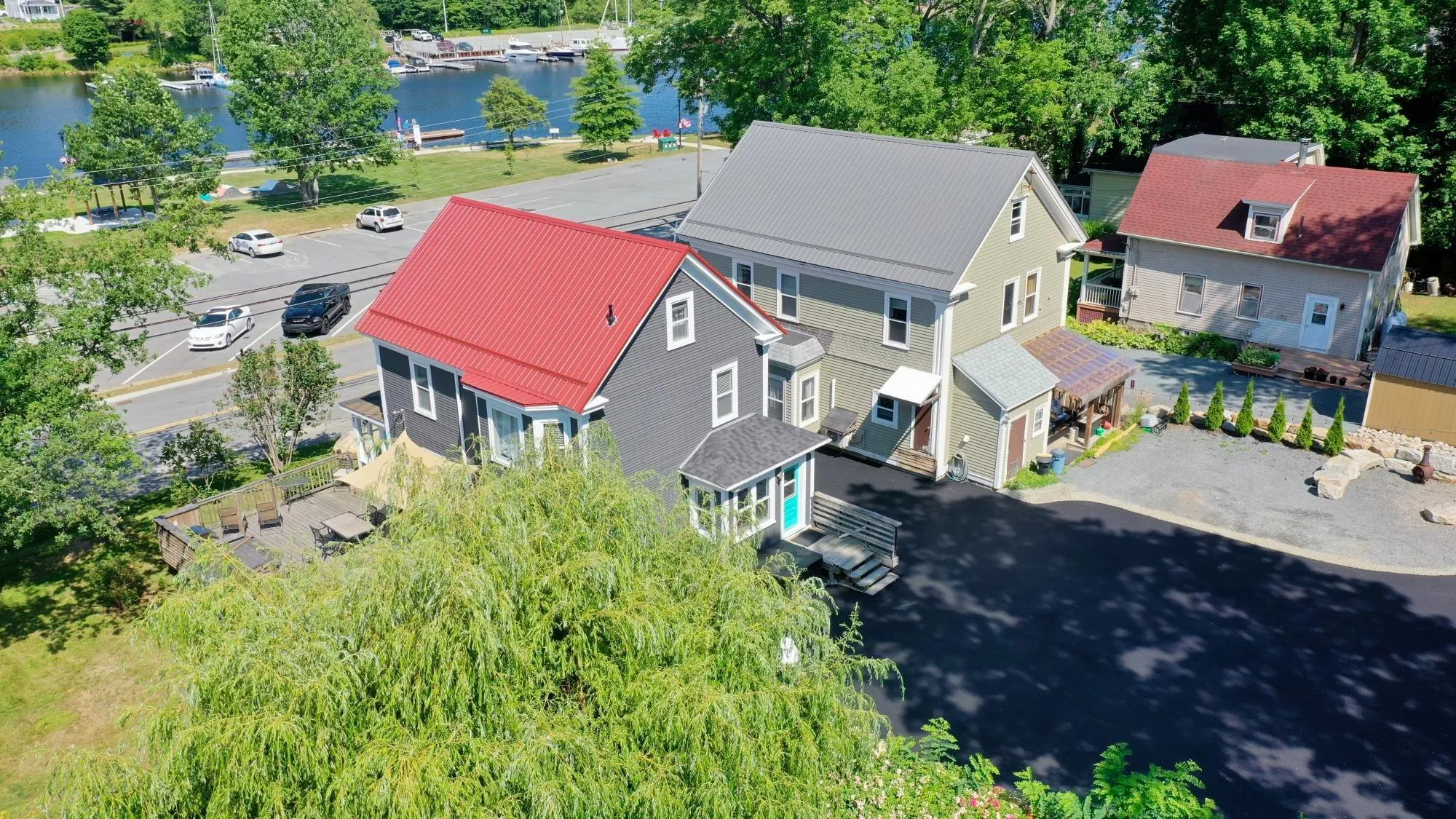 185 King Street, Bridgewater, NS B4V 1A5, 4 Bedrooms Bedrooms, ,2 BathroomsBathrooms,Residential,For Sale,King,202517623