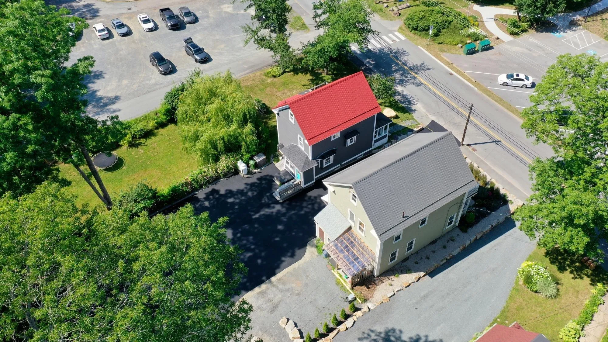 185 King Street, Bridgewater, NS B4V 1A5, 4 Bedrooms Bedrooms, ,2 BathroomsBathrooms,Residential,For Sale,King,202517623
