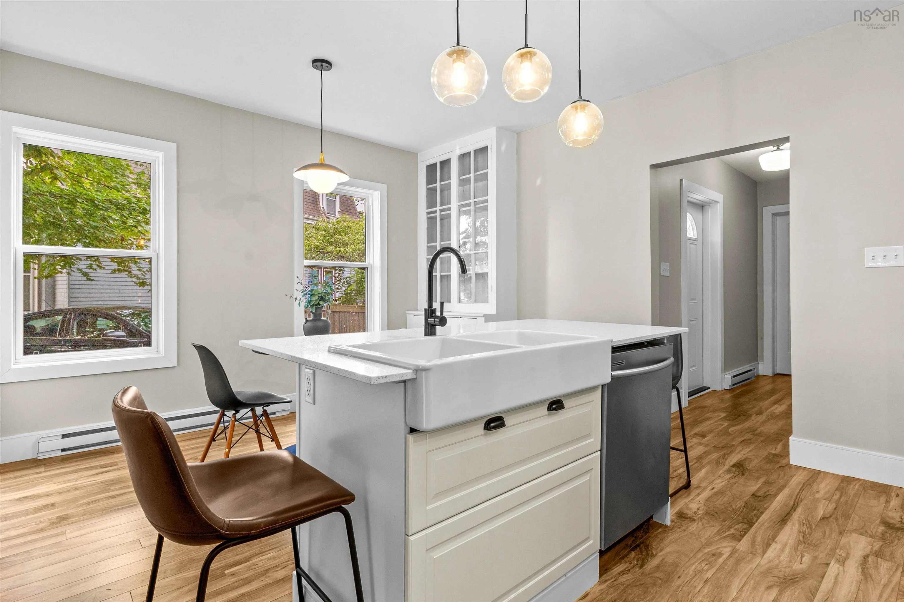 249 Portland Street, Dartmouth, NS B2Y 1J8, 5 Bedrooms Bedrooms, ,3 BathroomsBathrooms,Residential,For Sale,Portland,202525500