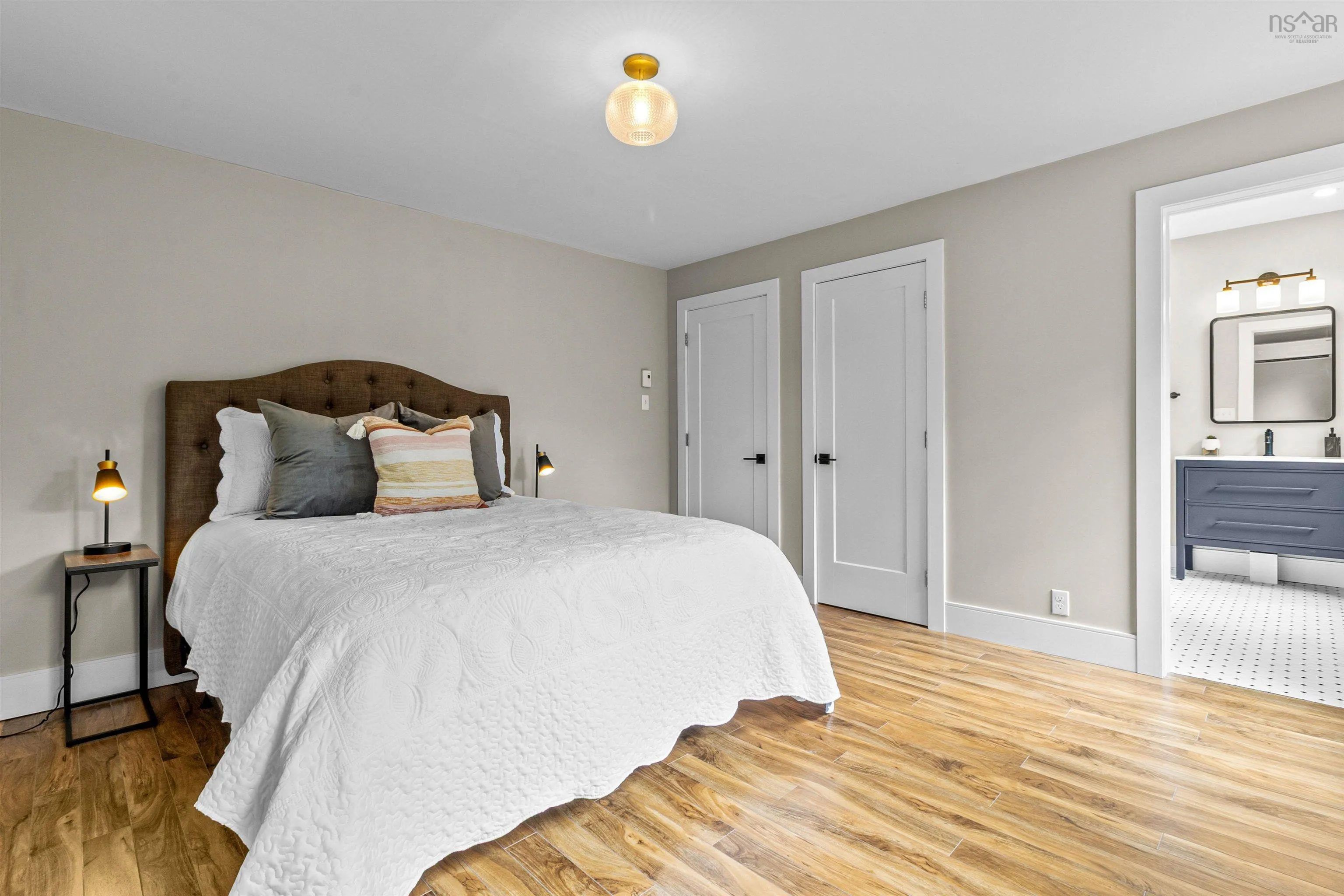 249 Portland Street, Dartmouth, NS B2Y 1J8, 5 Bedrooms Bedrooms, ,3 BathroomsBathrooms,Residential,For Sale,Portland,202525500