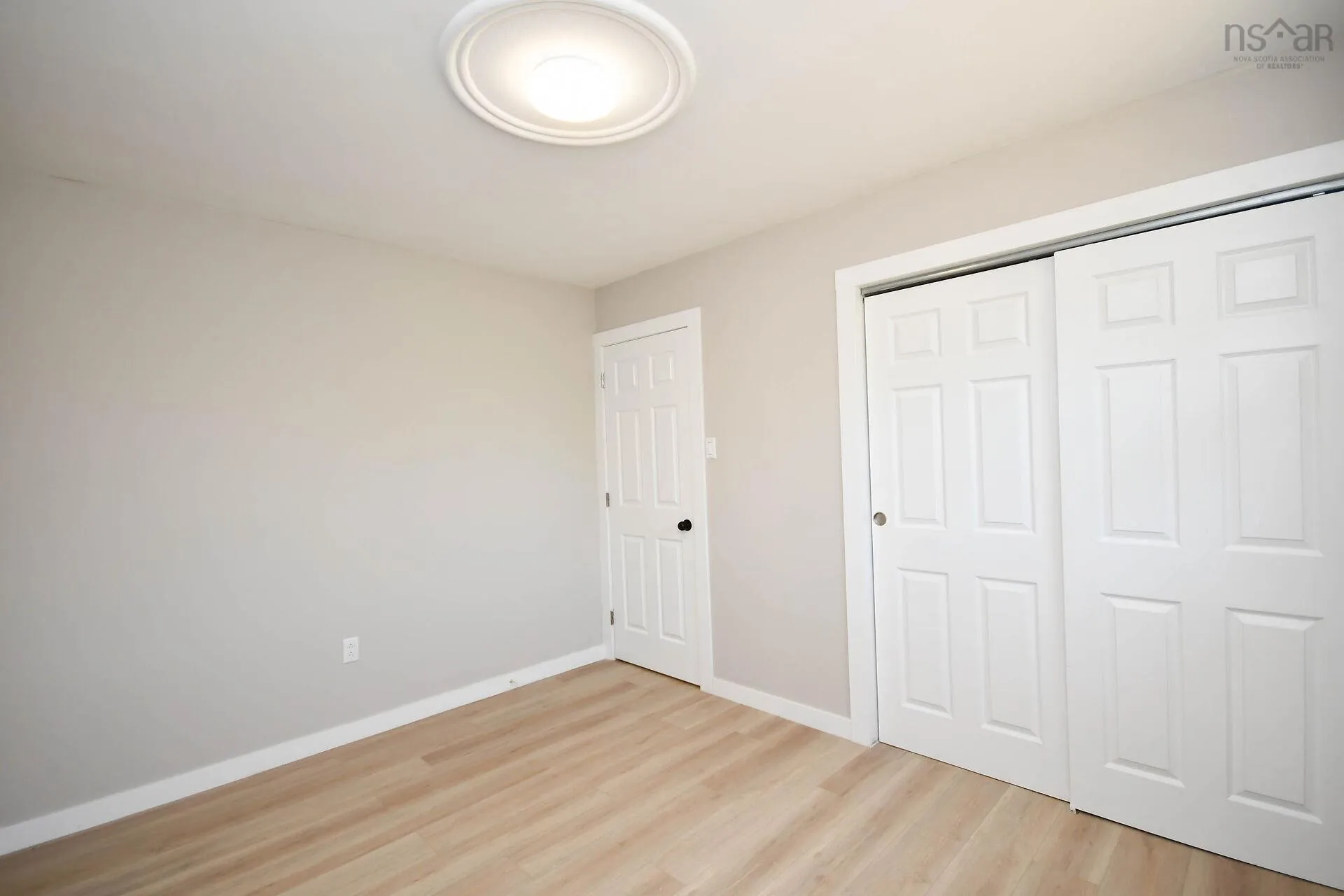 18 Bissett Road, Cole Harbour, NS B2V 2T1, 4 Bedrooms Bedrooms, ,2 BathroomsBathrooms,Residential,For Sale,Bissett,202520908