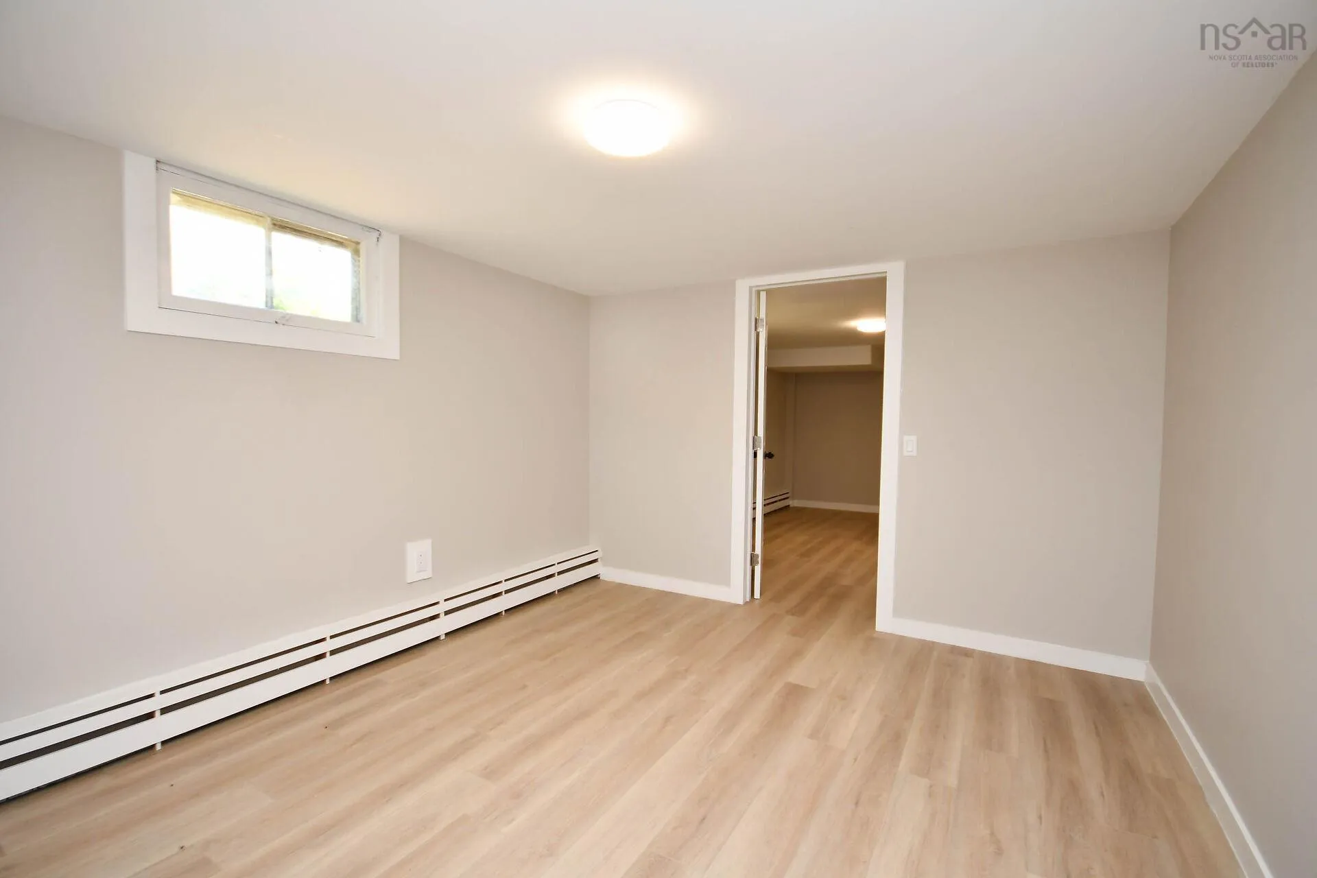 18 Bissett Road, Cole Harbour, NS B2V 2T1, 4 Bedrooms Bedrooms, ,2 BathroomsBathrooms,Residential,For Sale,Bissett,202520908