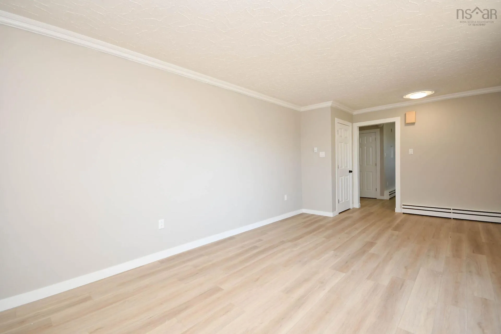 18 Bissett Road, Cole Harbour, NS B2V 2T1, 4 Bedrooms Bedrooms, ,2 BathroomsBathrooms,Residential,For Sale,Bissett,202520908