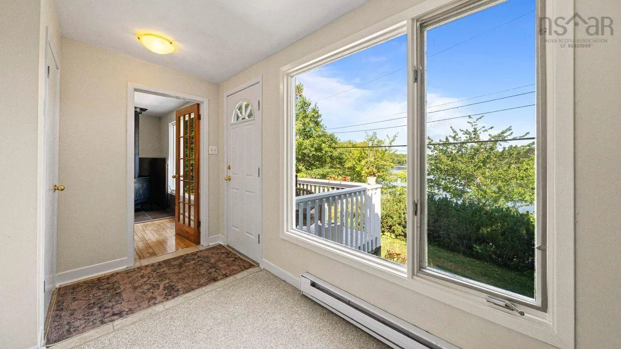 14 Hamshaw Drive, Halifax, NS B3M 2G8, 4 Bedrooms Bedrooms, ,2 BathroomsBathrooms,Residential,For Sale,Hamshaw,202518699